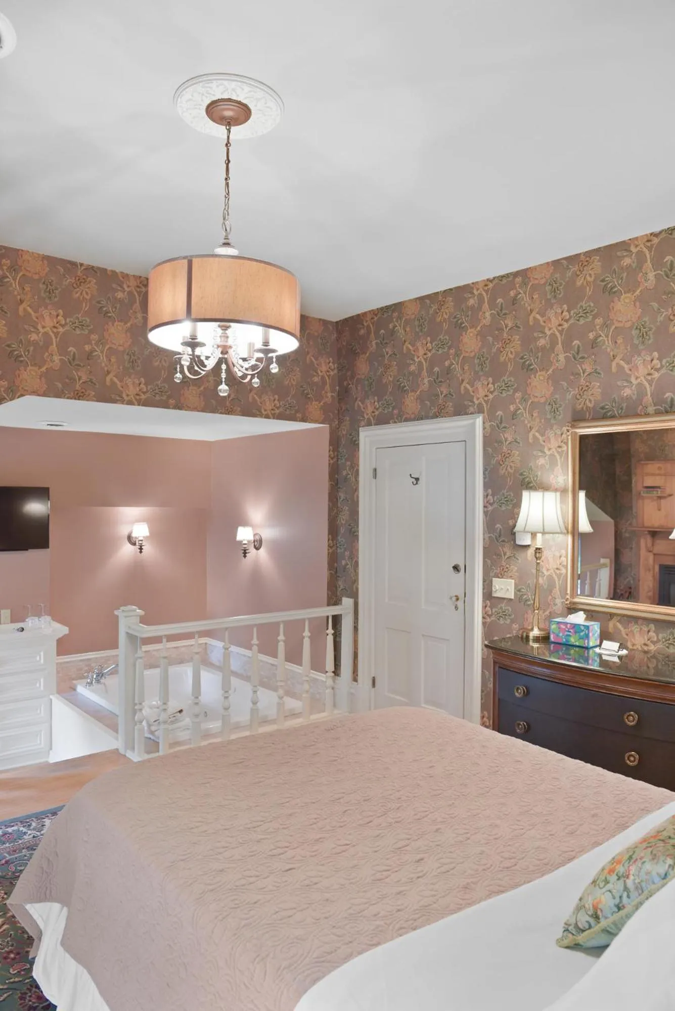 Bed in The Foxglove Inn