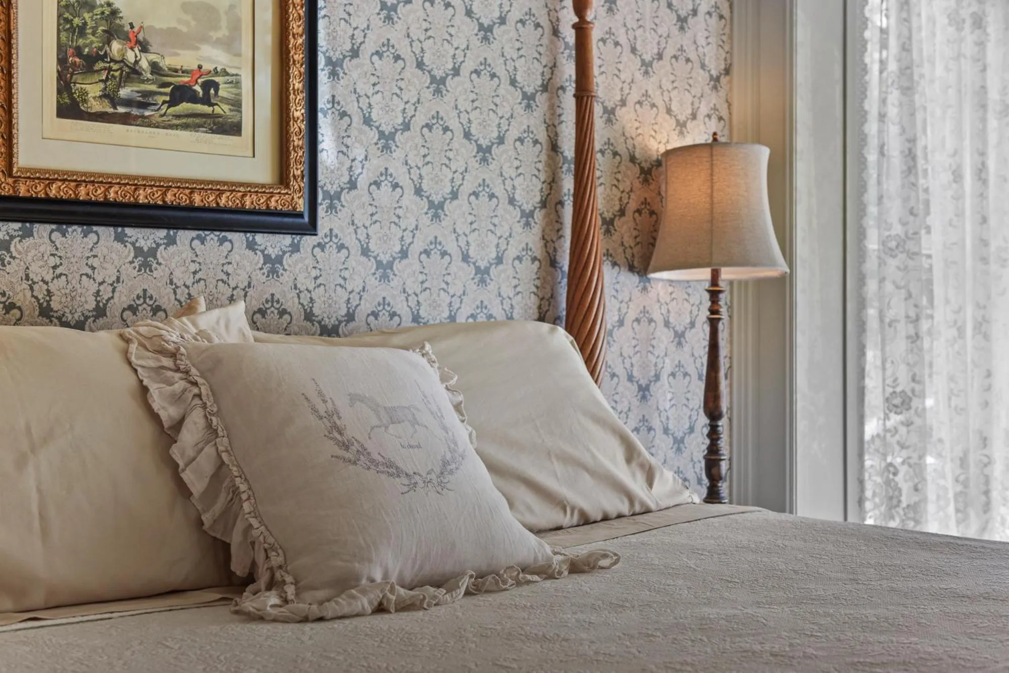 Bed in The Foxglove Inn