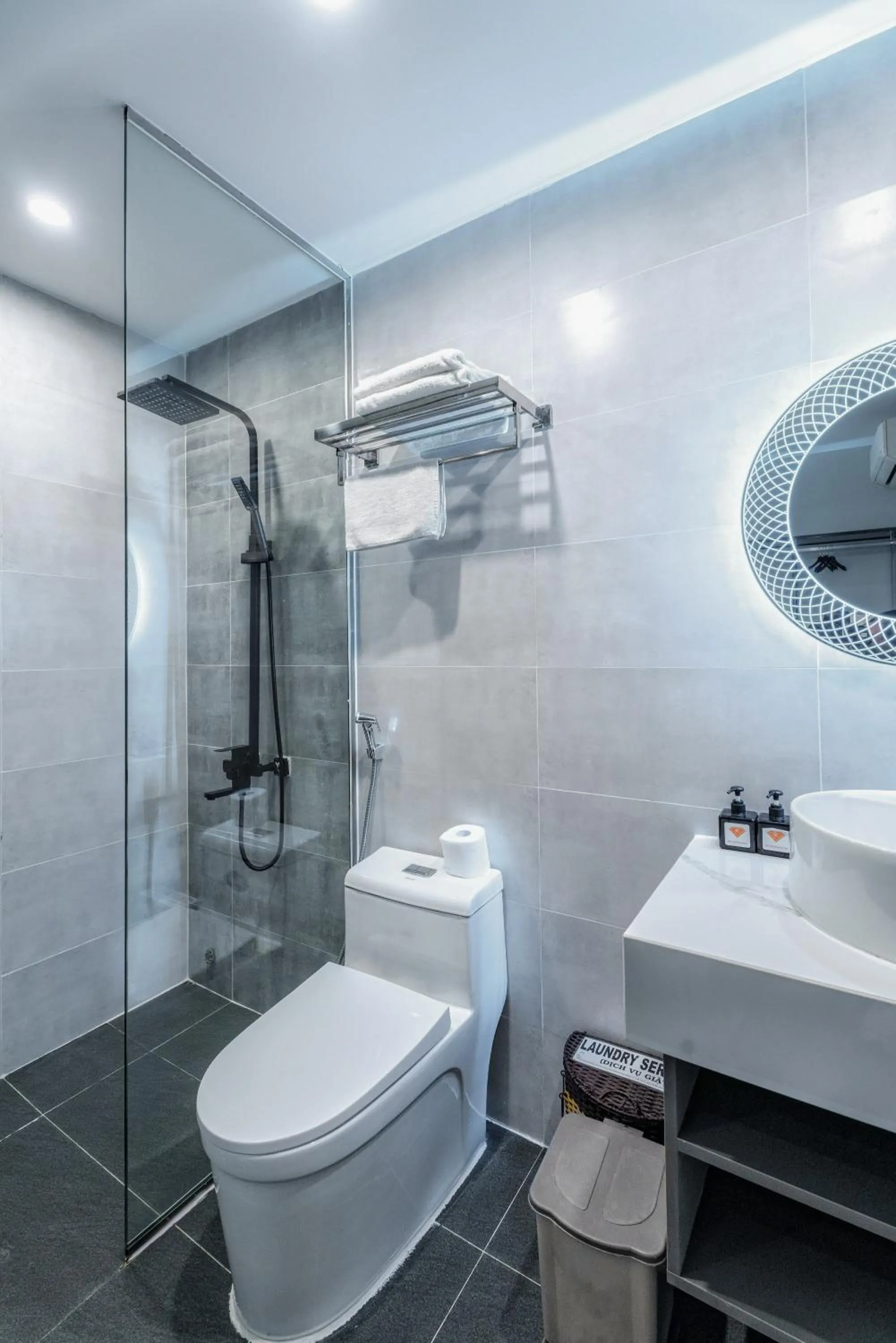 Bathroom in Ruby Saigon Hotel - Ben Thanh