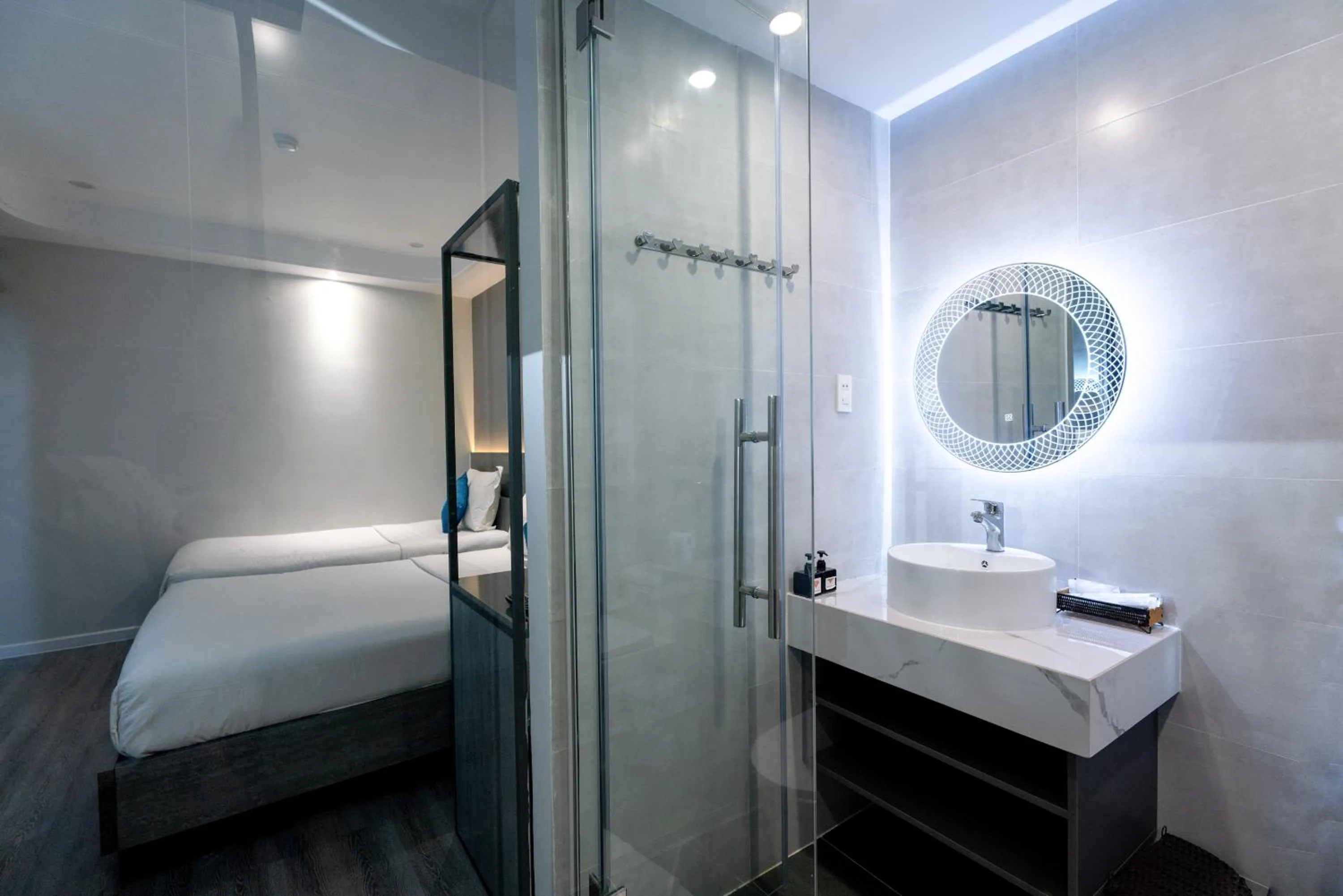 Bedroom, Bed in Ruby Saigon Hotel - Ben Thanh