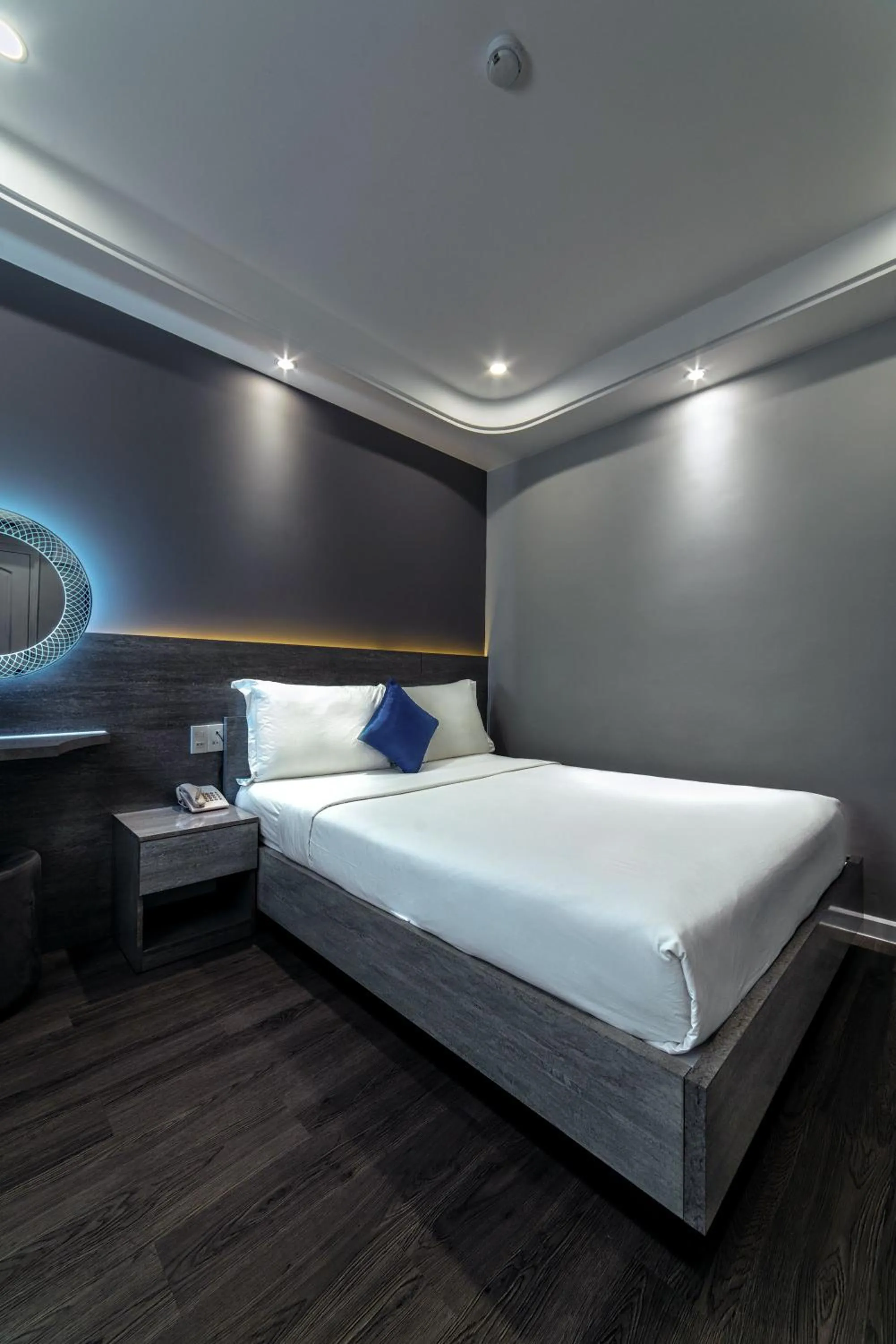 Photo of the whole room, Bed in Ruby Saigon Hotel - Ben Thanh