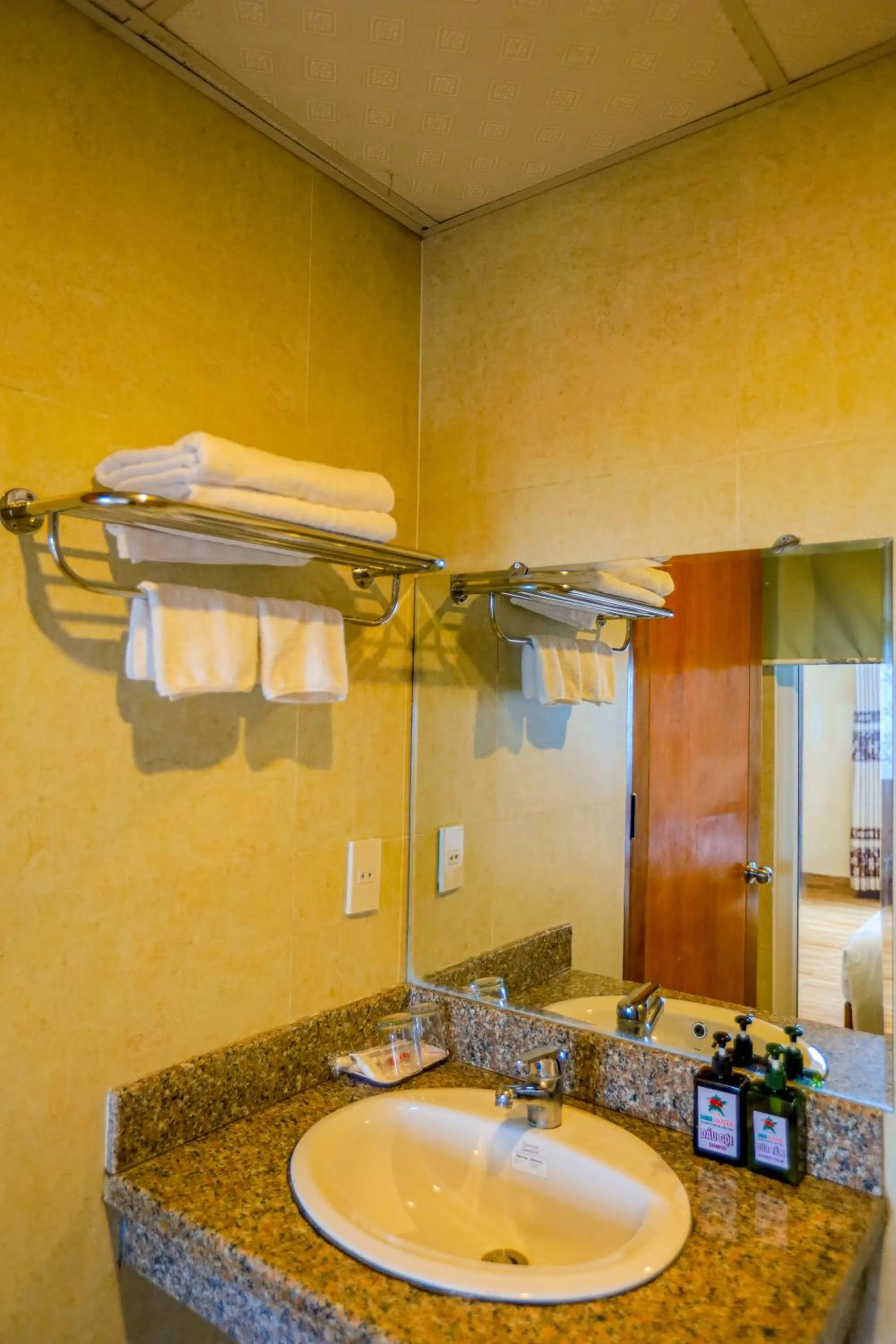 Bathroom in DMZ Hotel