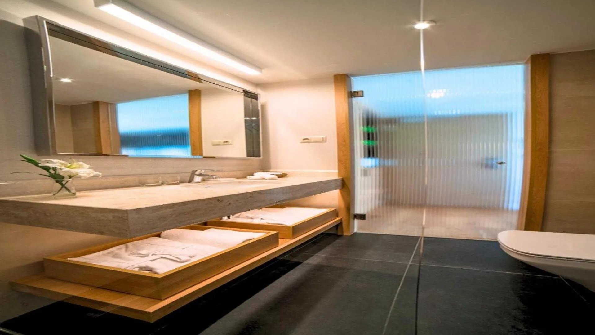 Bathroom in B&B HOTEL RZESZÓW CENTRUM