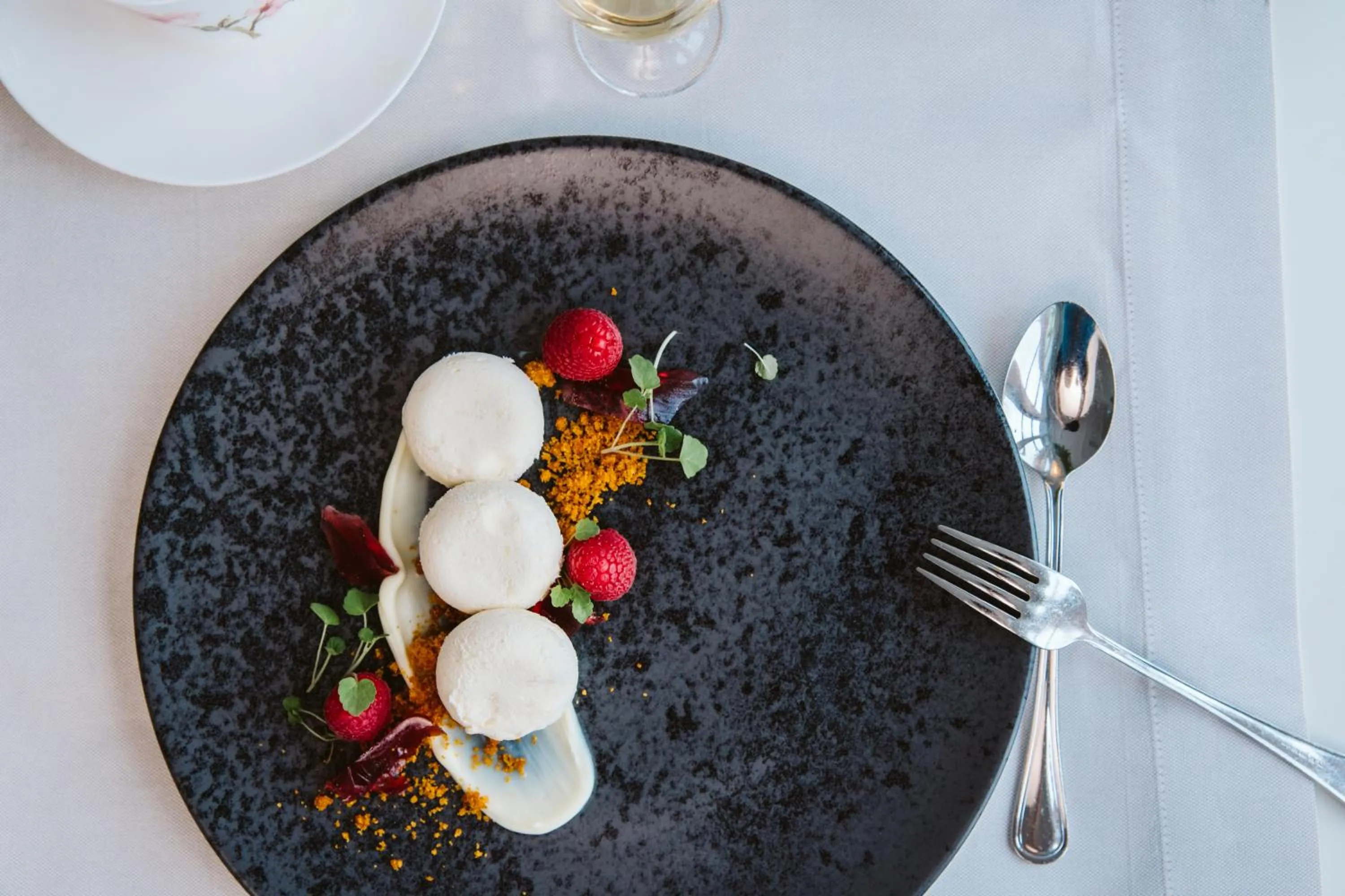 Restaurant/places to eat in Hotel Rusthållargården