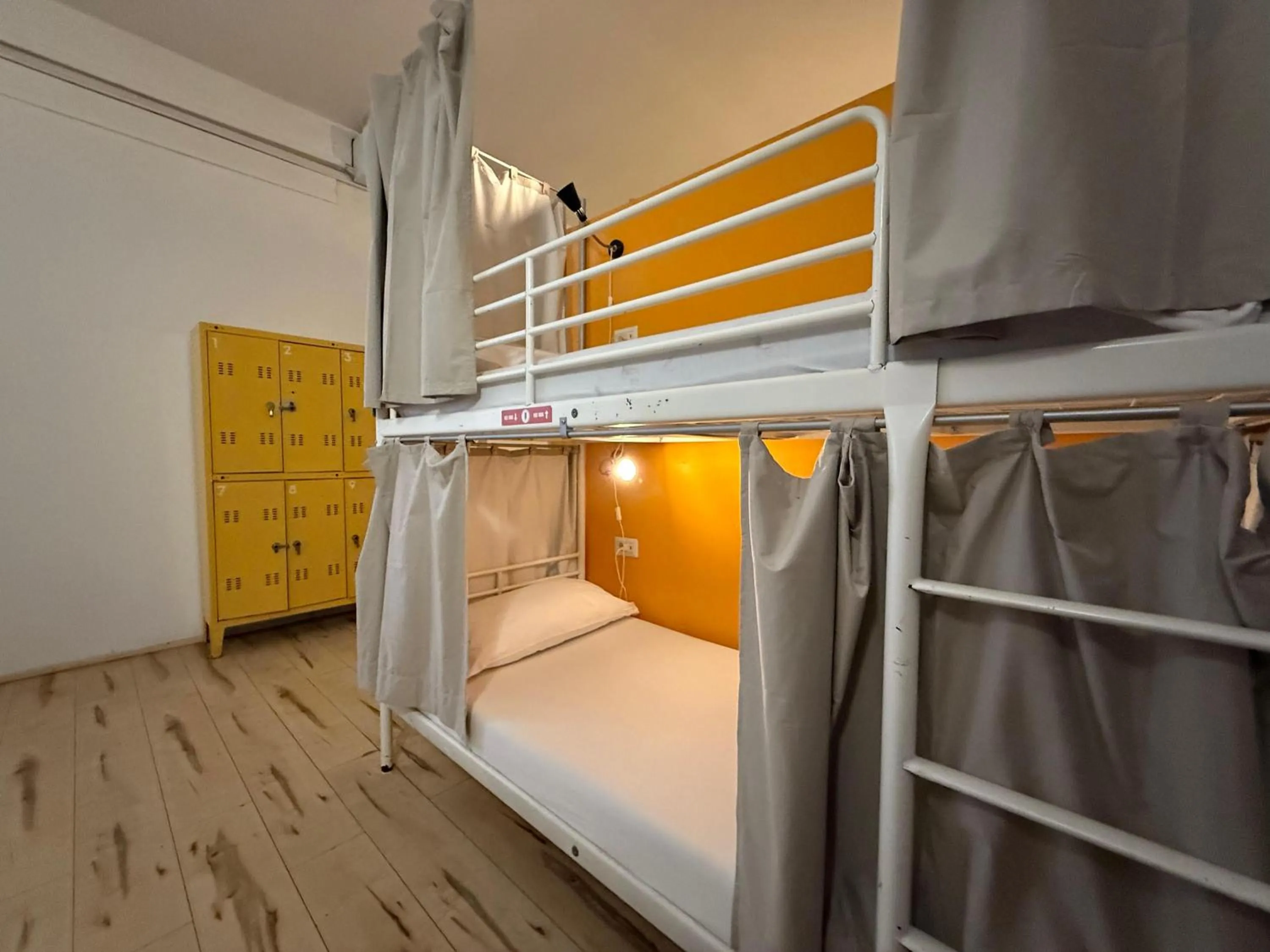 Bedroom, Bed in QUO Milano