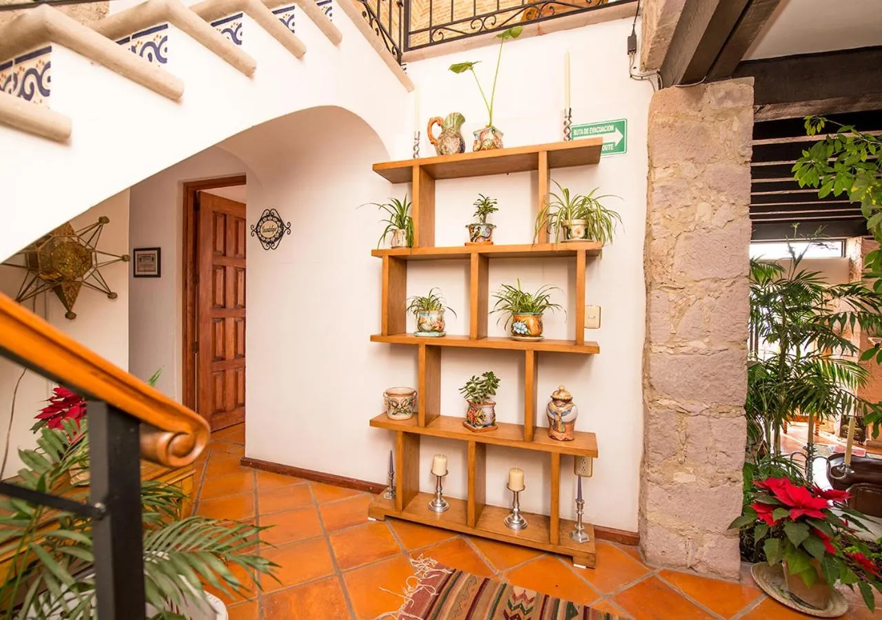 Patio in Casa Estrella de la Valenciana Hotel Boutique