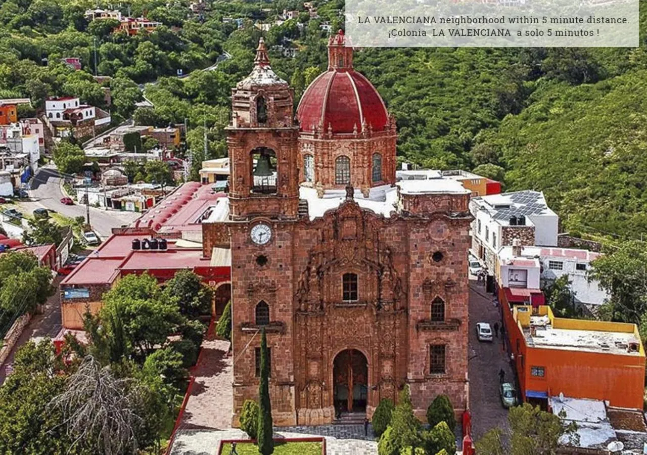 Nearby landmark in Casa Estrella de la Valenciana Hotel Boutique