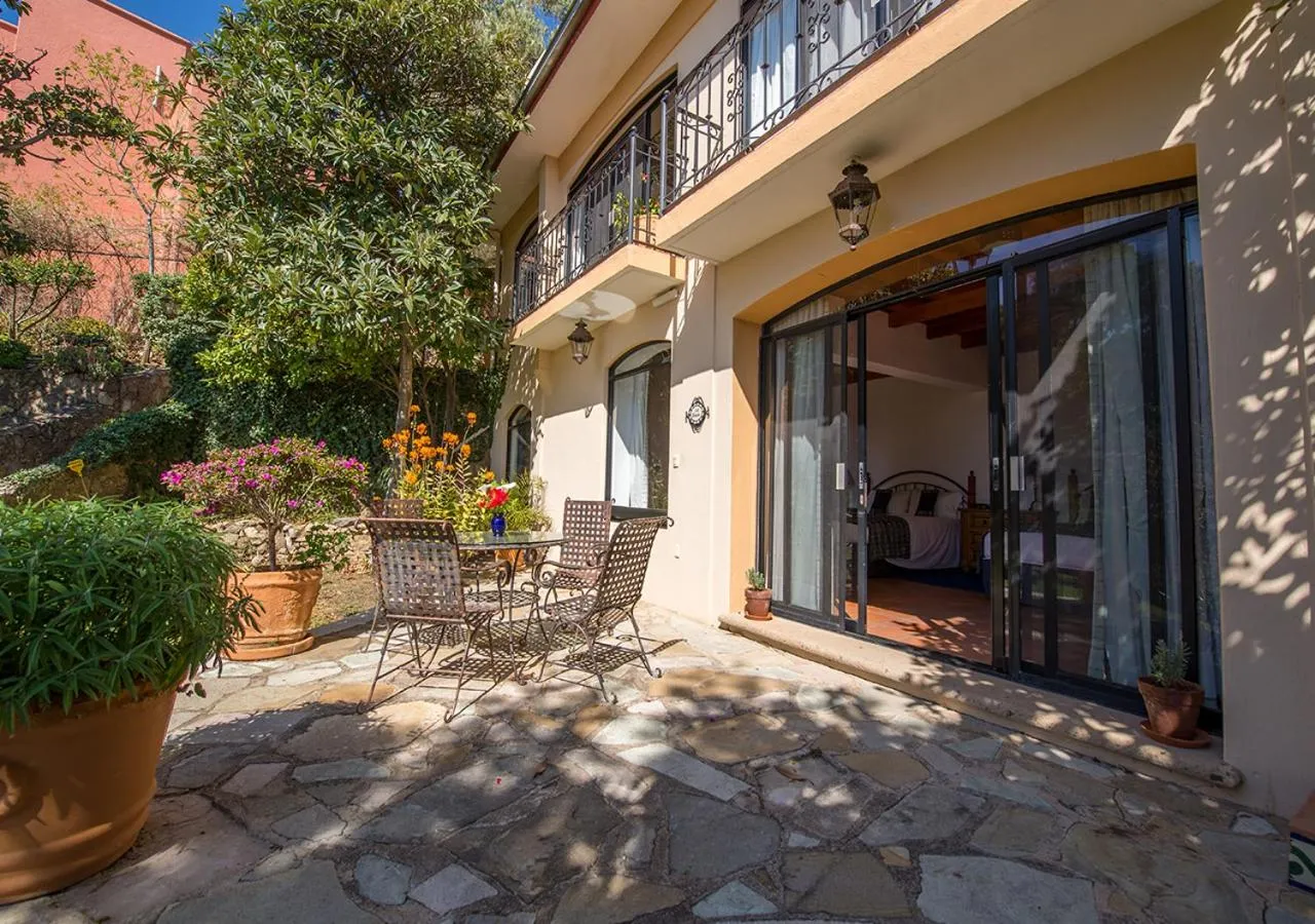 Facade/entrance in Casa Estrella de la Valenciana Hotel Boutique