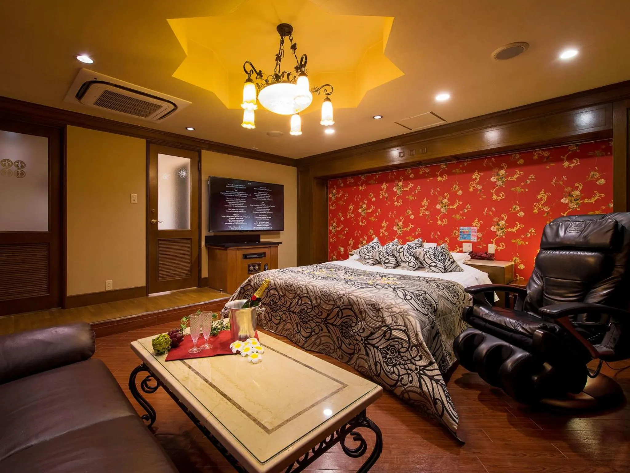 Bed in Restay Tina Grace (Adult Only)