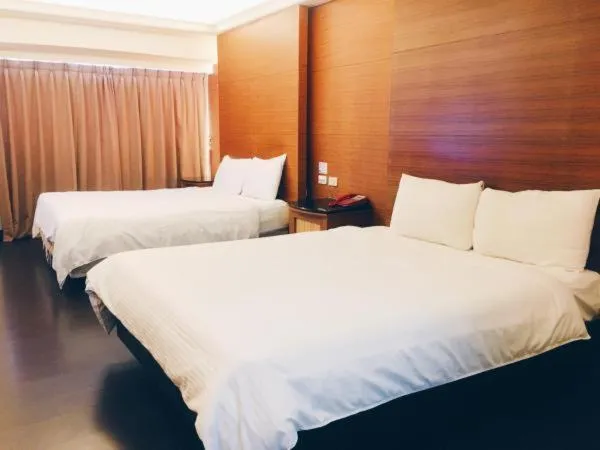 Bed in Hua Tai Hotel