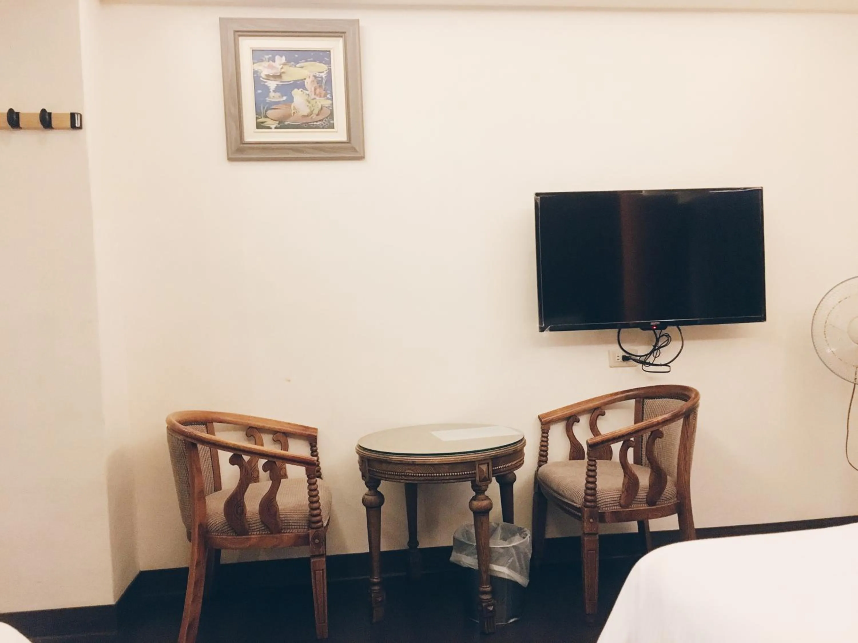 Bed in Hua Tai Hotel