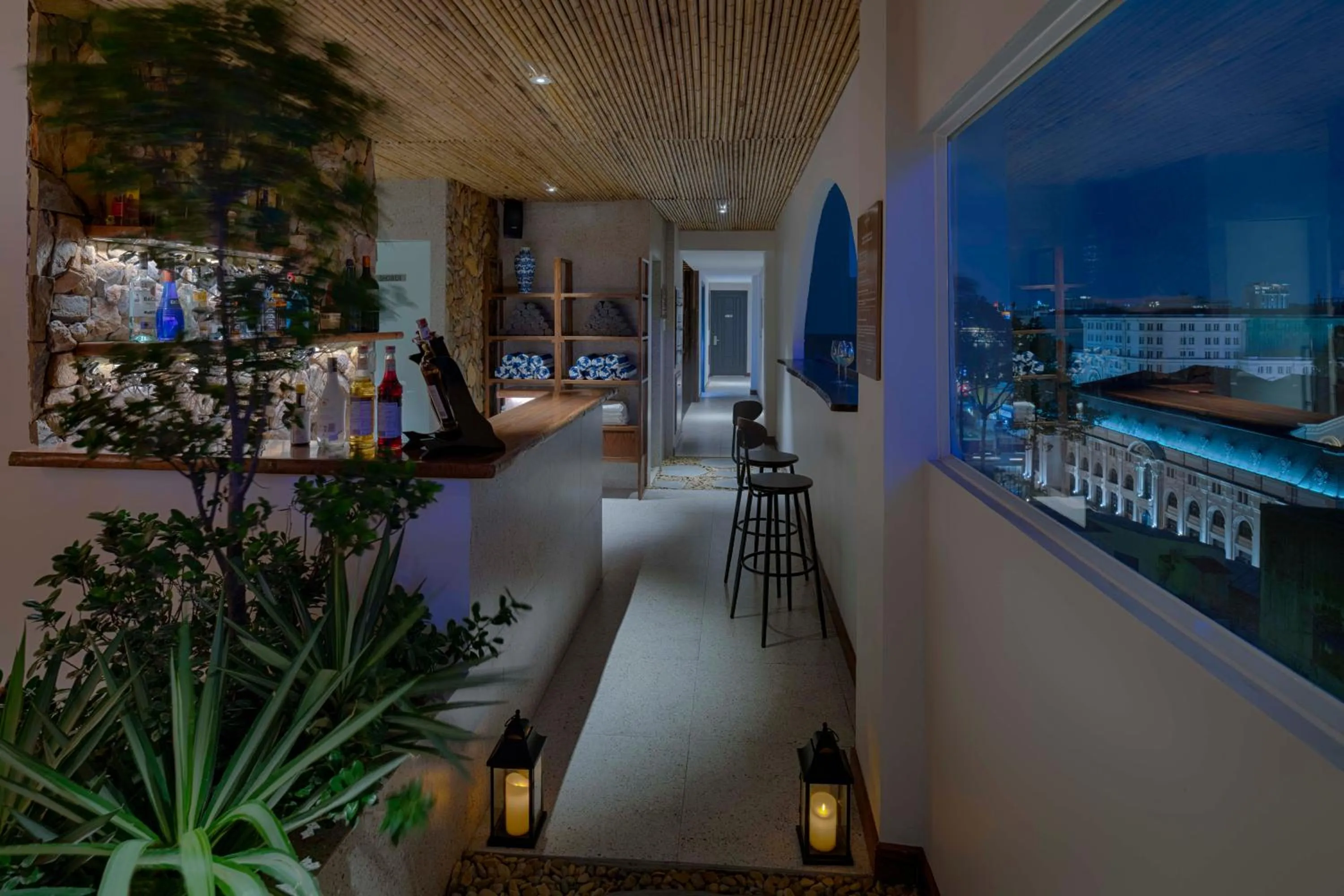 Lounge or bar in Silverland Min Hotel