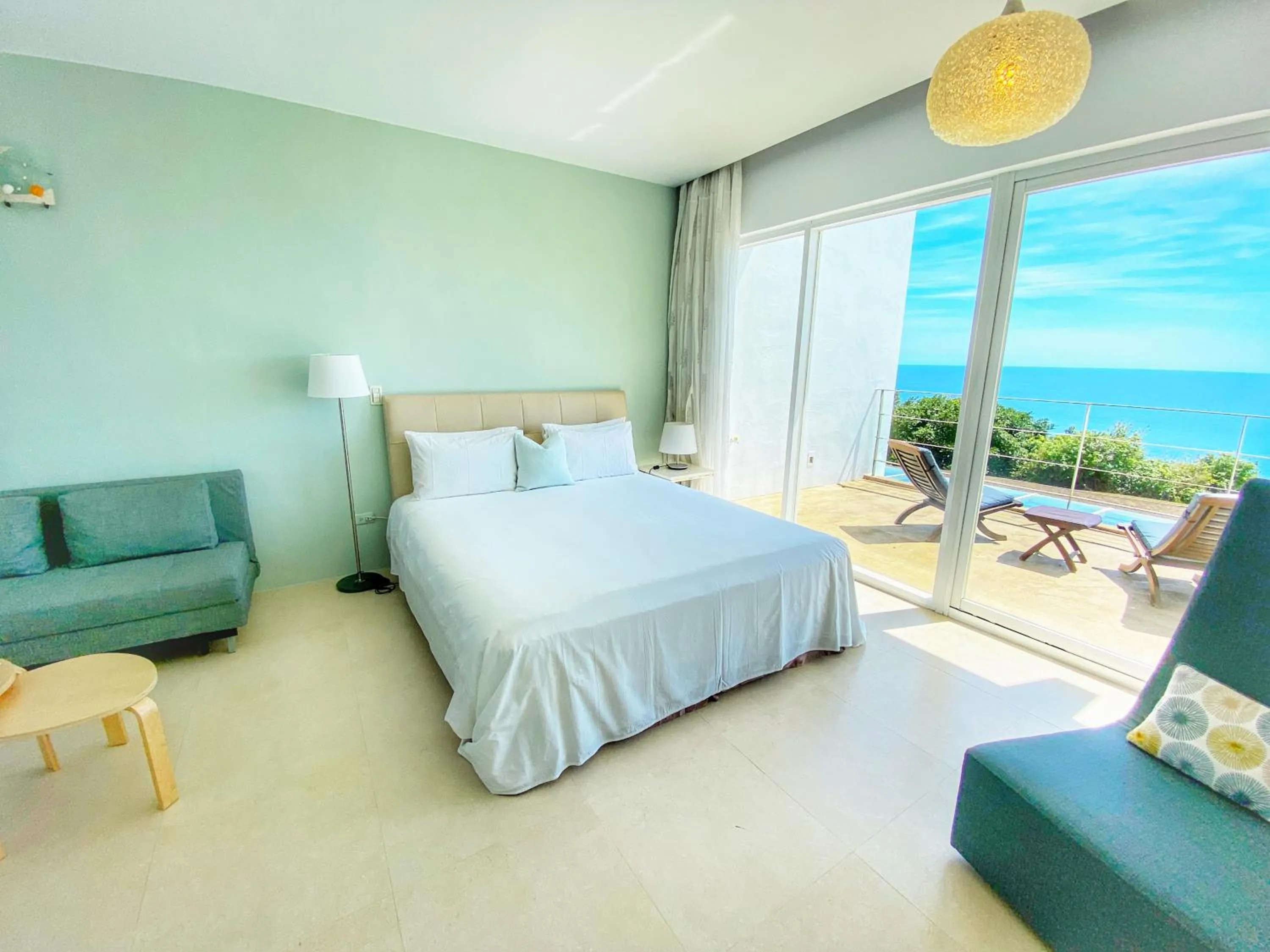 Bed in Kenting Ocean Paradise Resort