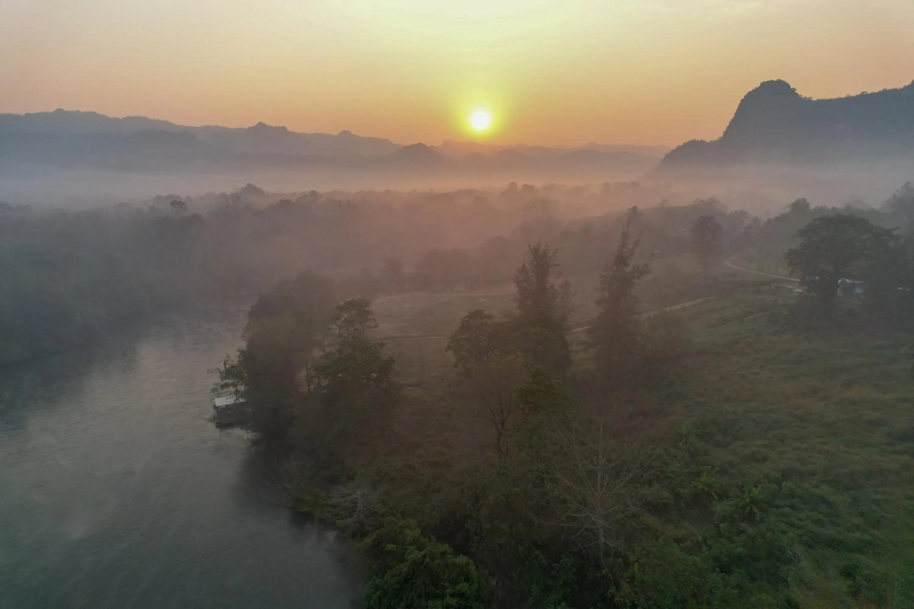 BaanRai KhunYa บ้านไร่คุณย่า