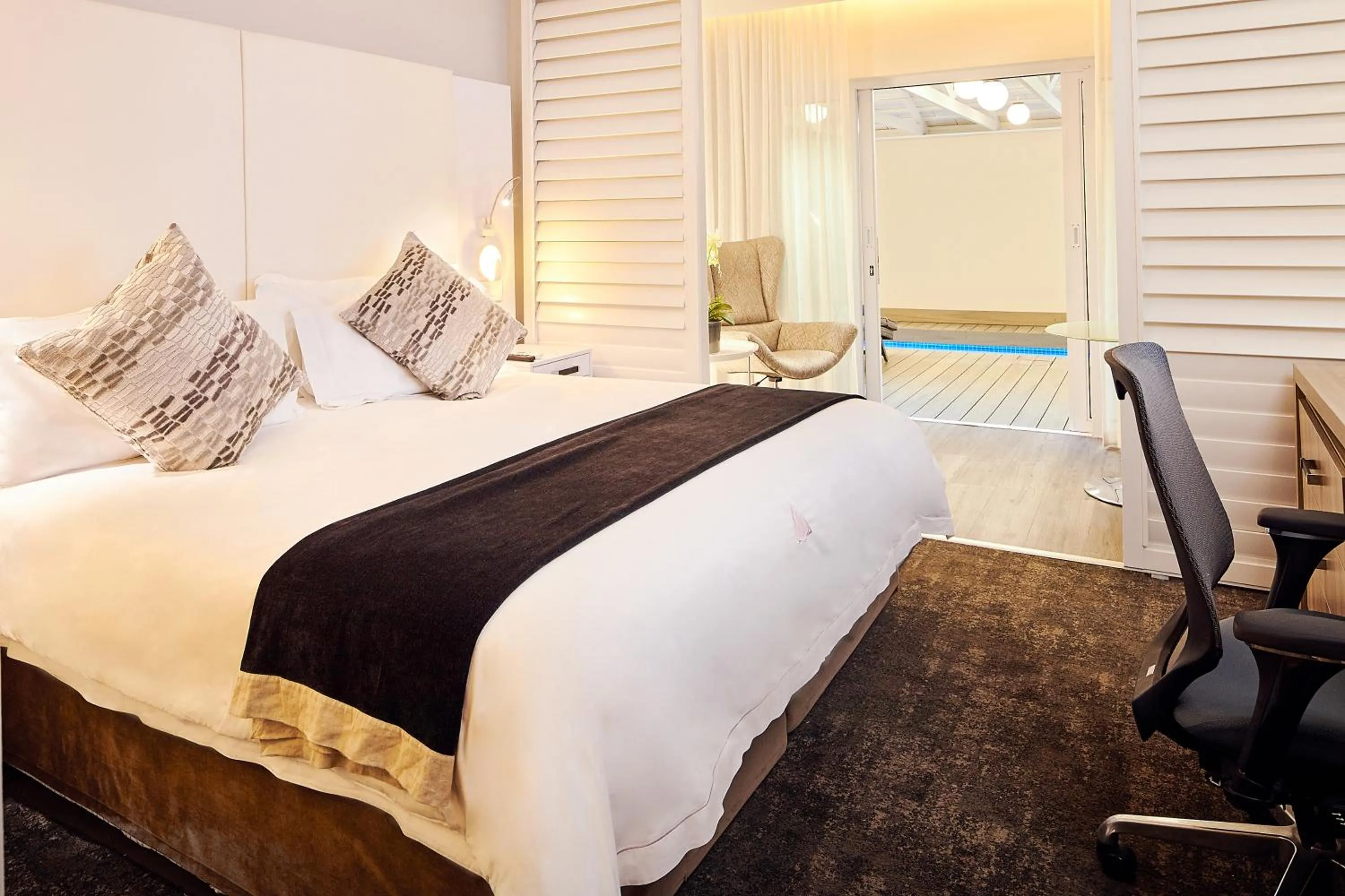  Hotel Room with Pool View in First Group Riviera Suites