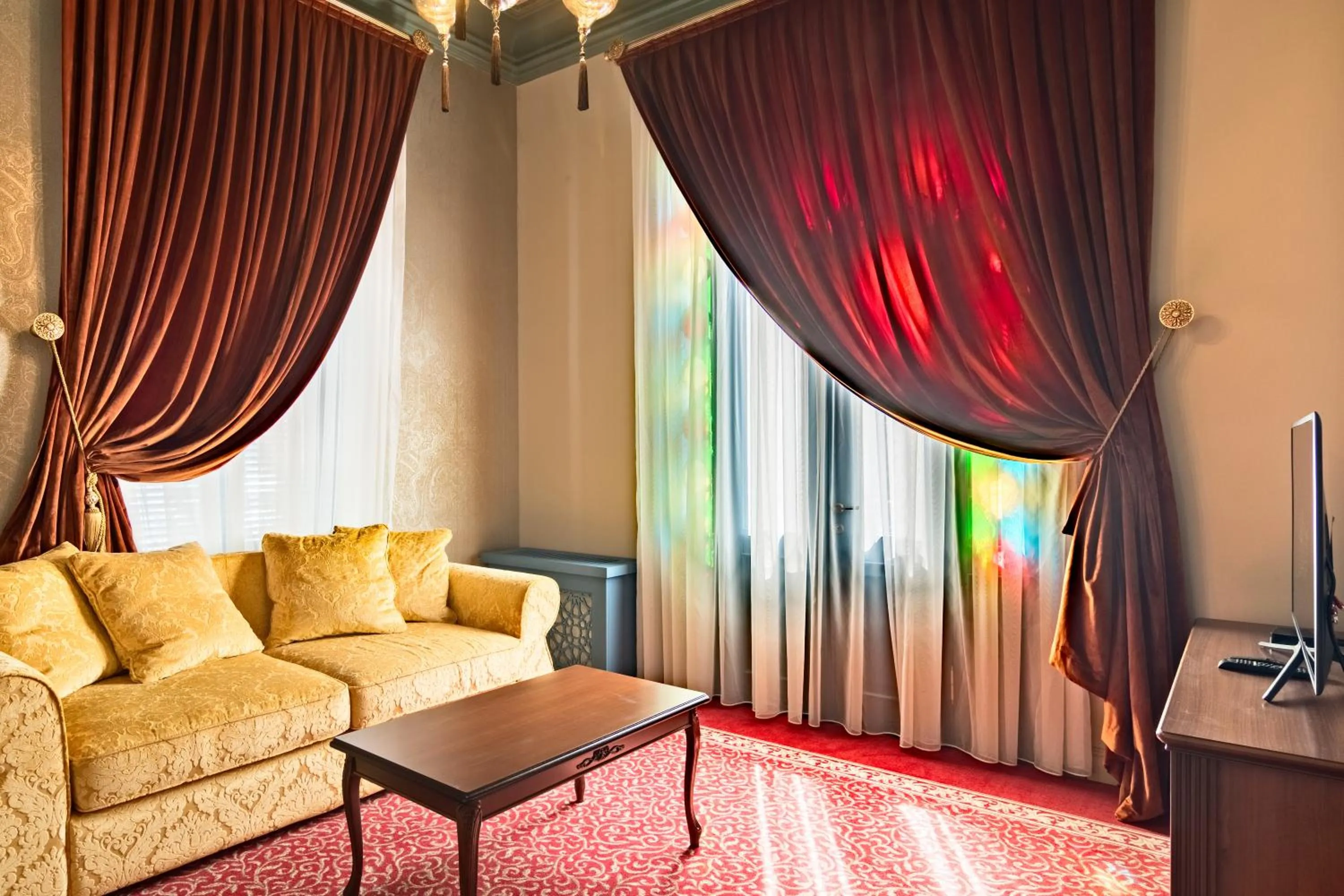 TV and multimedia in Golden Tulip Borjomi