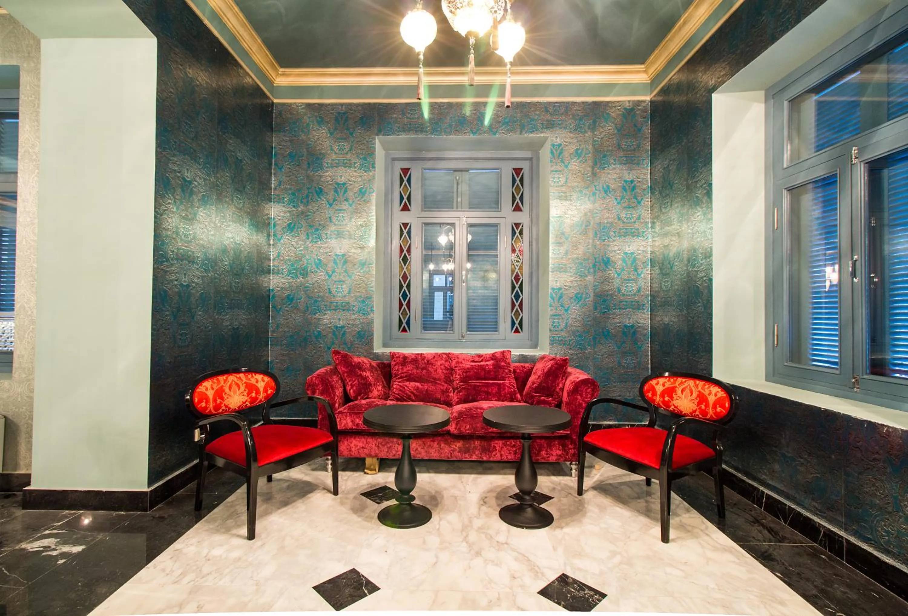 Lounge or bar in Golden Tulip Borjomi