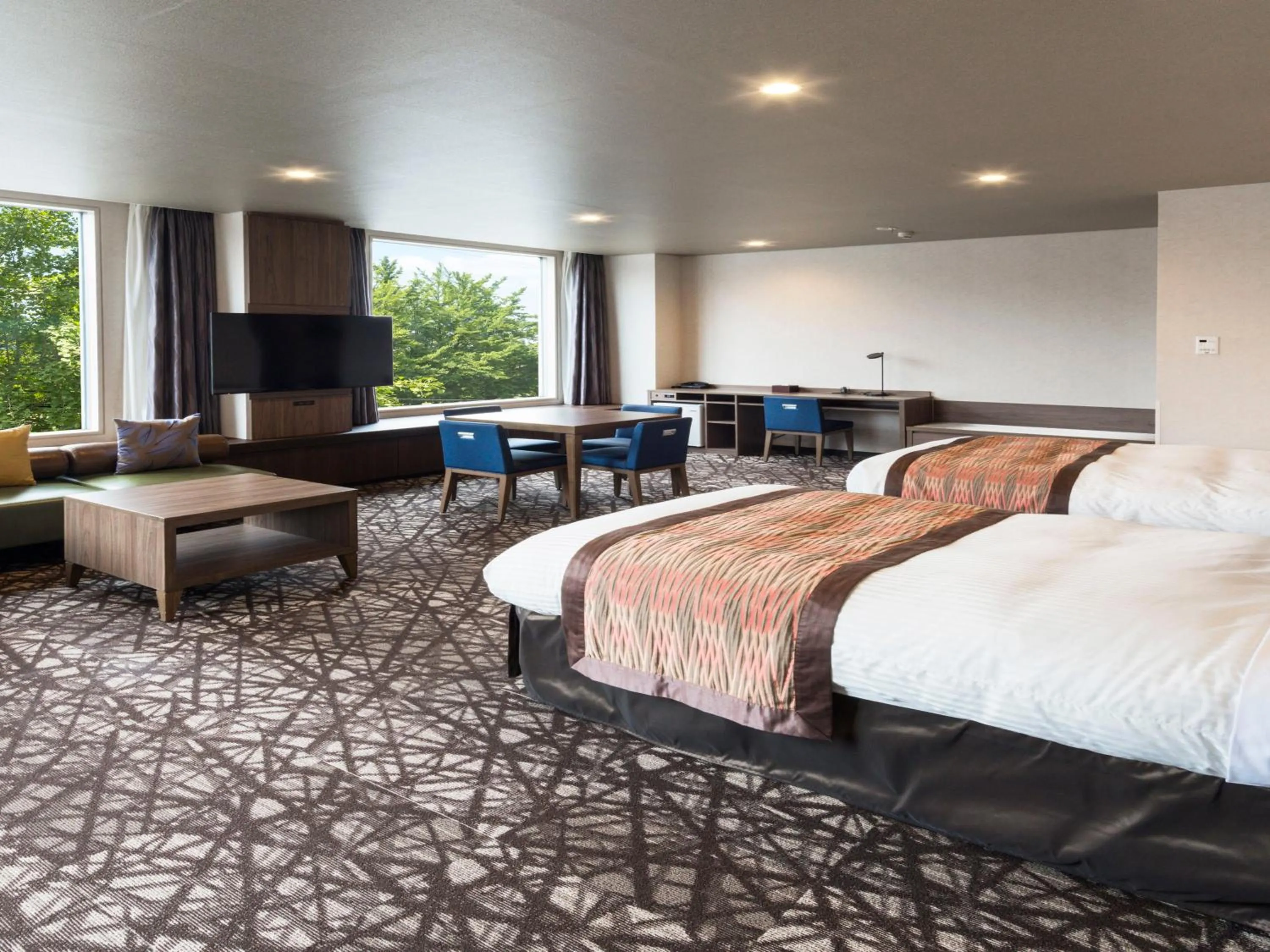 Photo of the whole room, Bed in HOTEL MYSTAYS Sapporo Nakajima Park