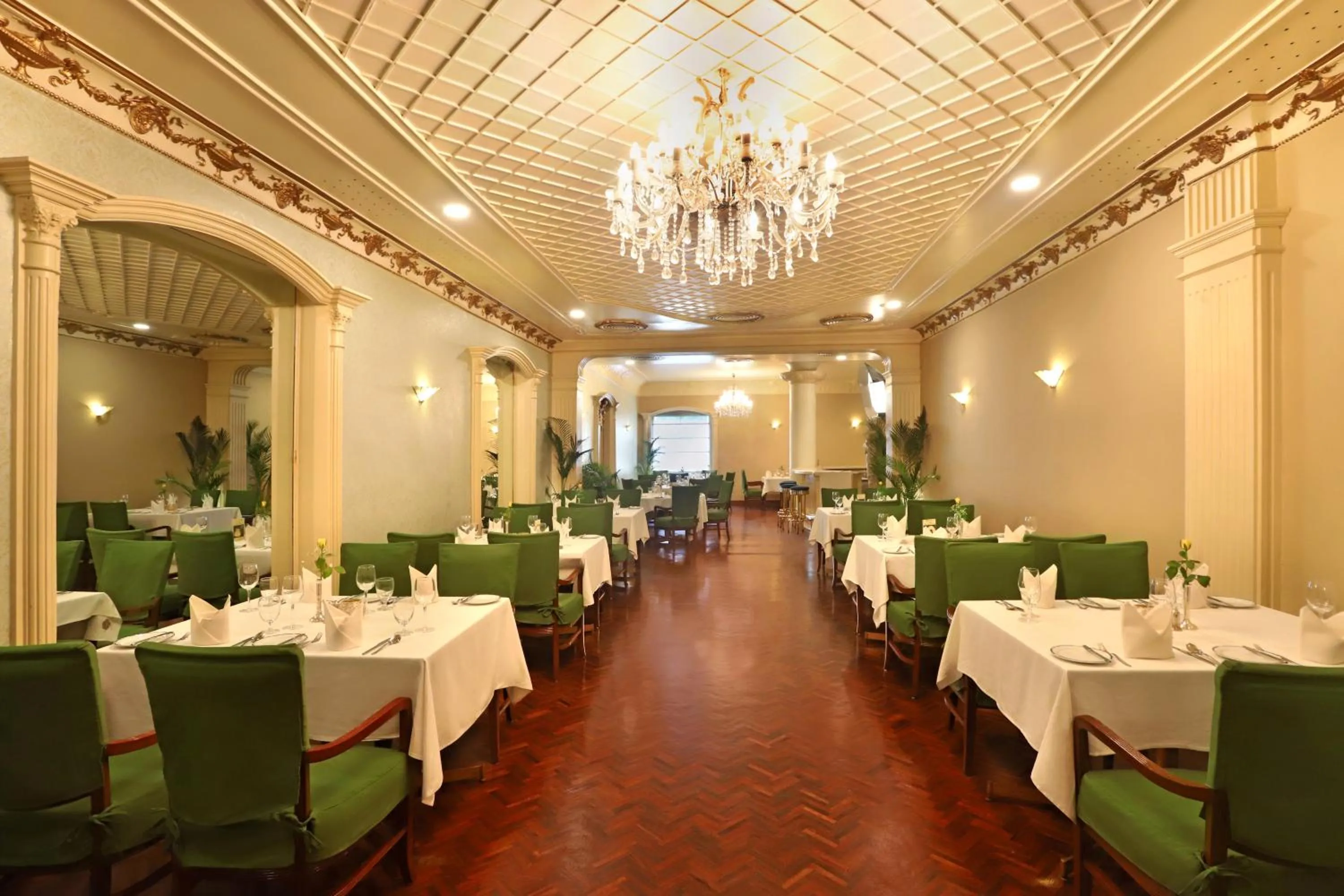 Restaurant/places to eat in The Ambassador, Marine Drive, Mumbai