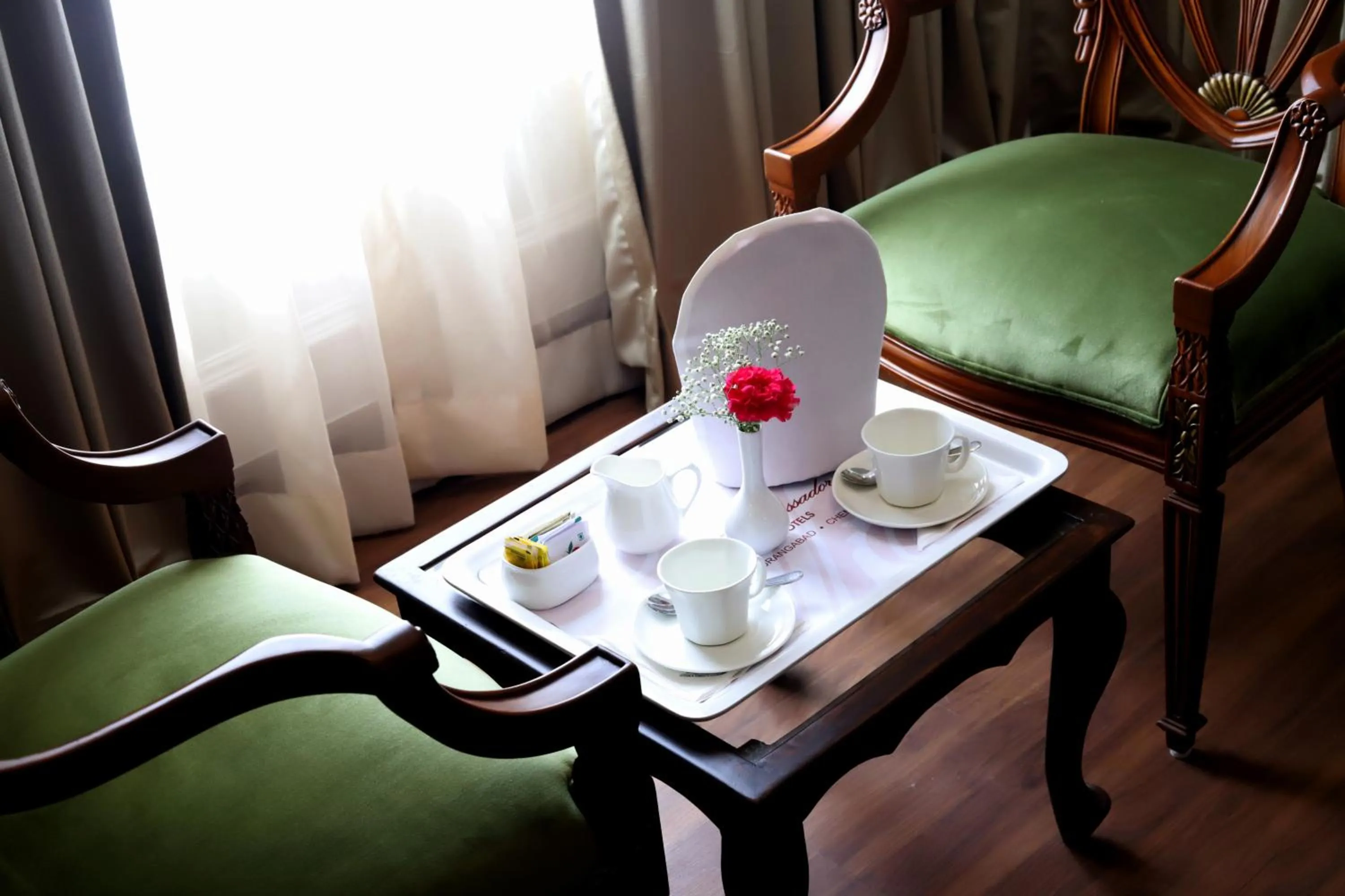 Coffee/tea facilities in The Ambassador, Marine Drive, Mumbai
