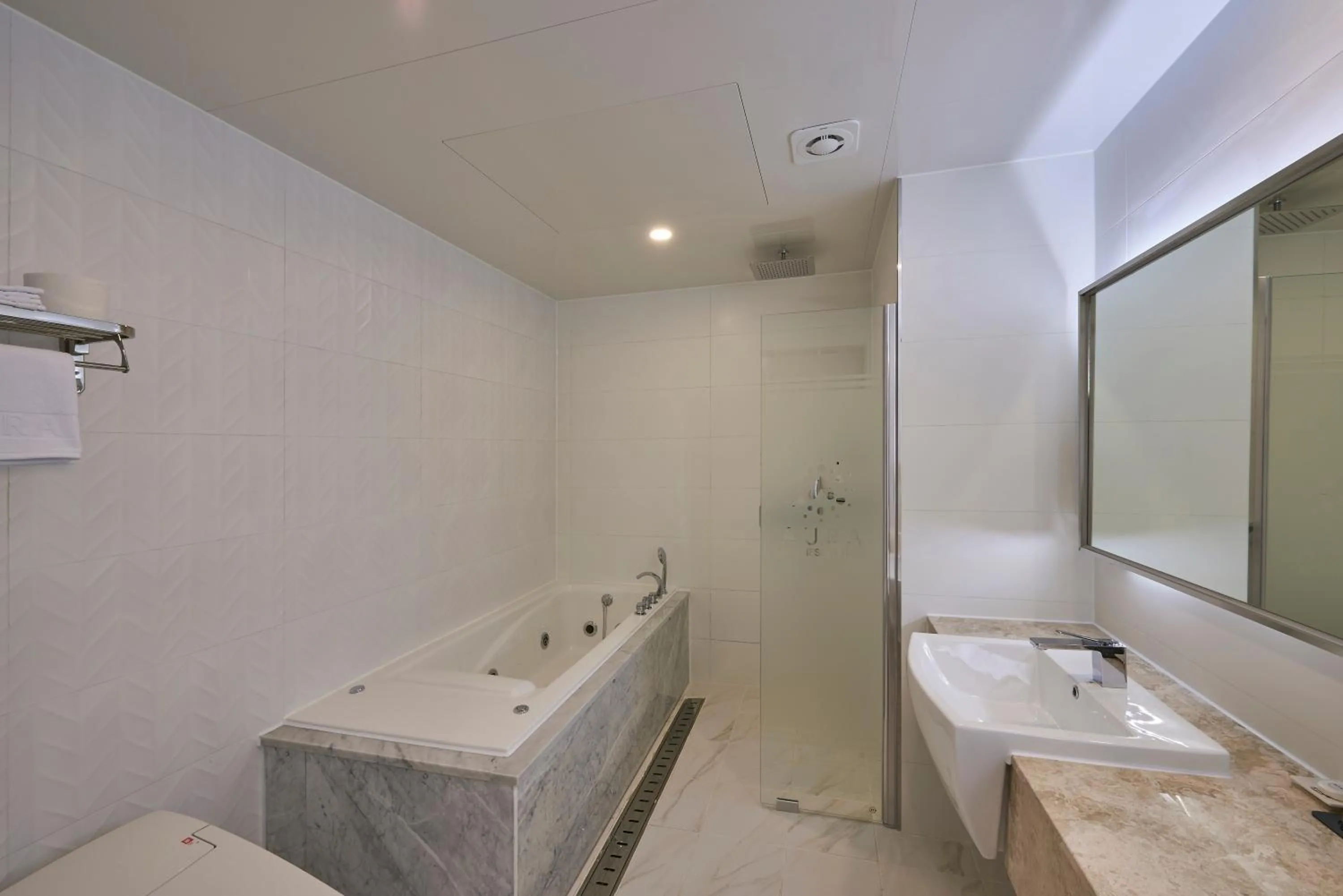 Toilet in Gwangju Aura Hotel