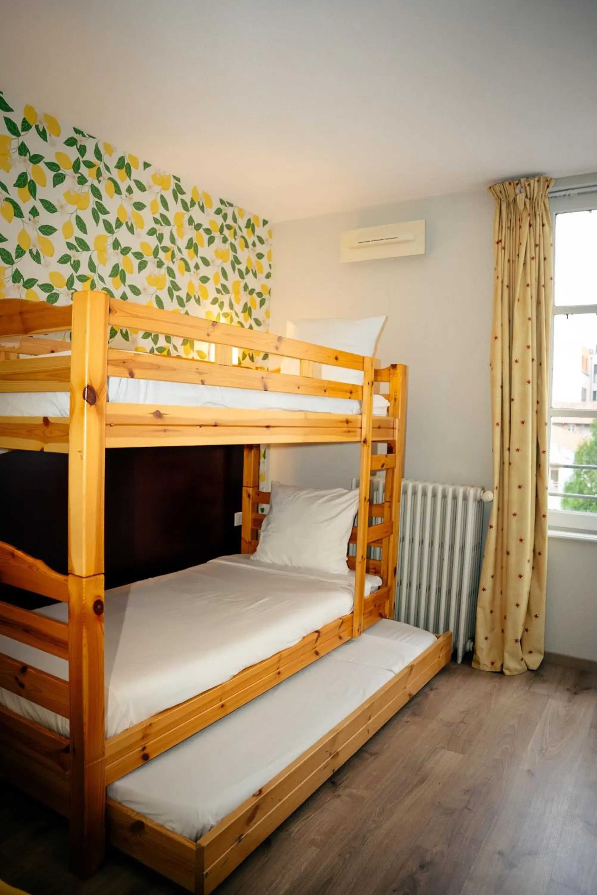 Connecting Rooms (4 Adults) in Hotel les Commercants Connecting Rooms (4 Adults) in Hotel les Commercants