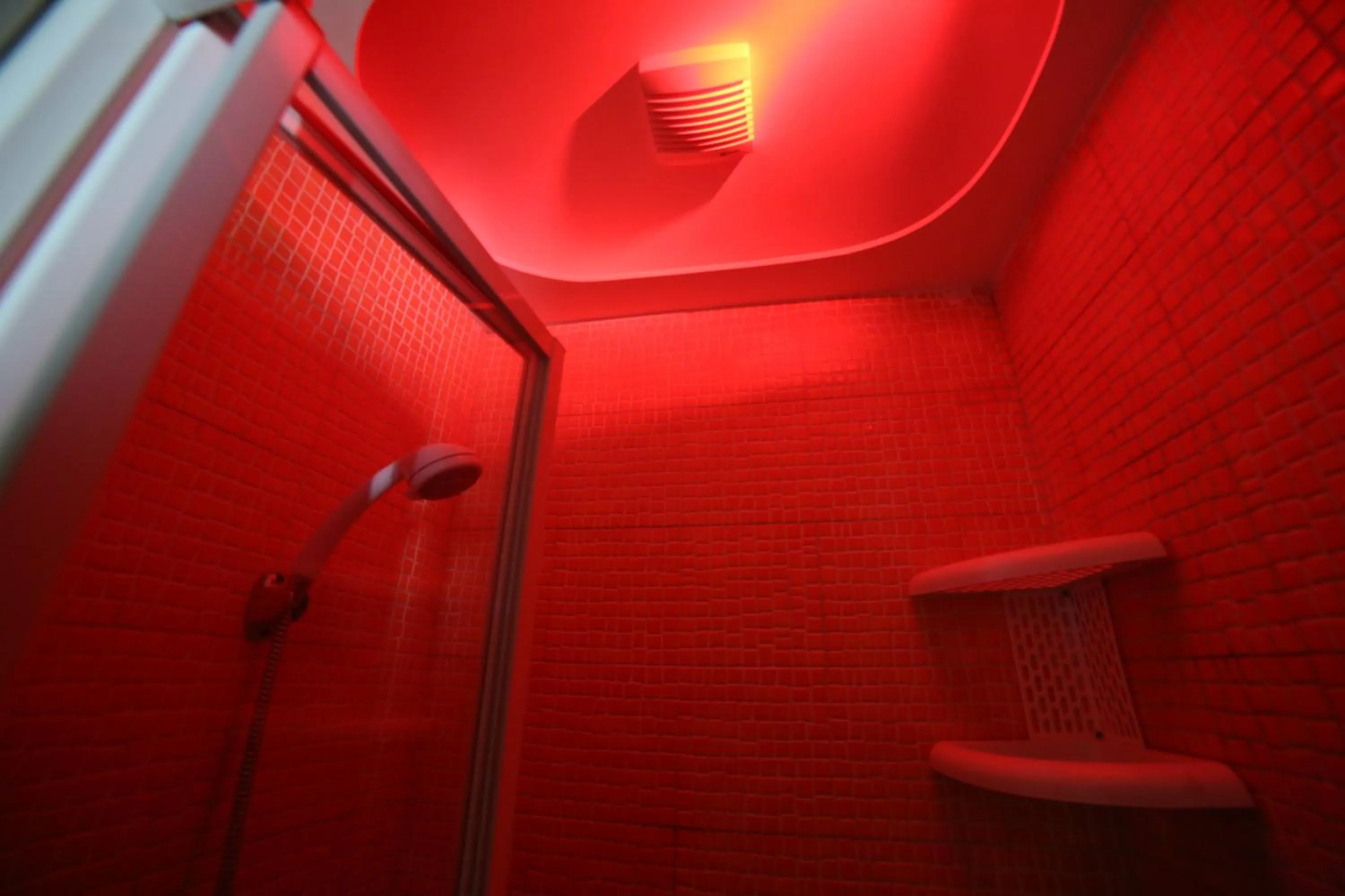 Shower in Bed & Breakfast Idomeneo 63