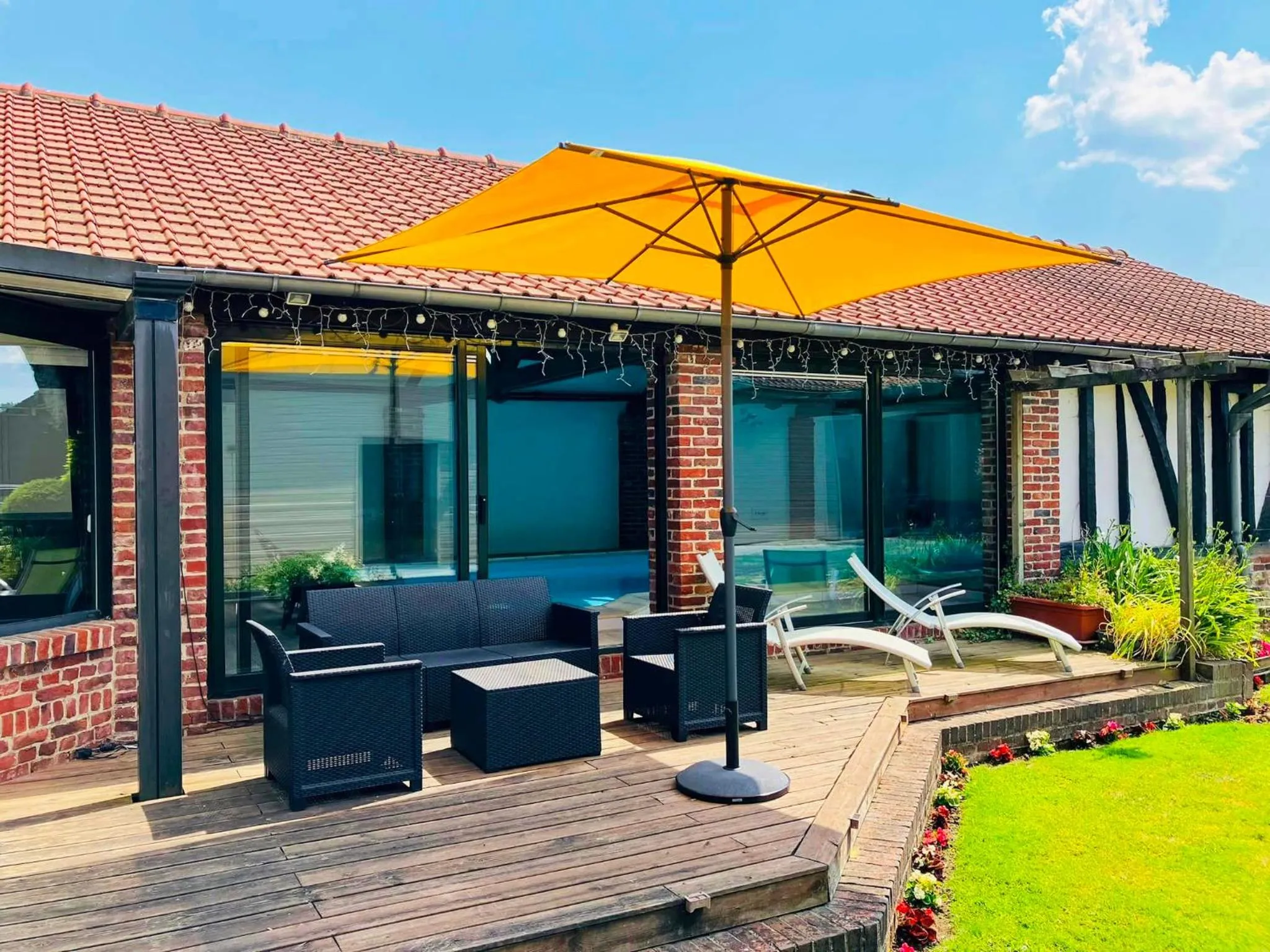 Patio in Les Chambres de Saint Hilaire