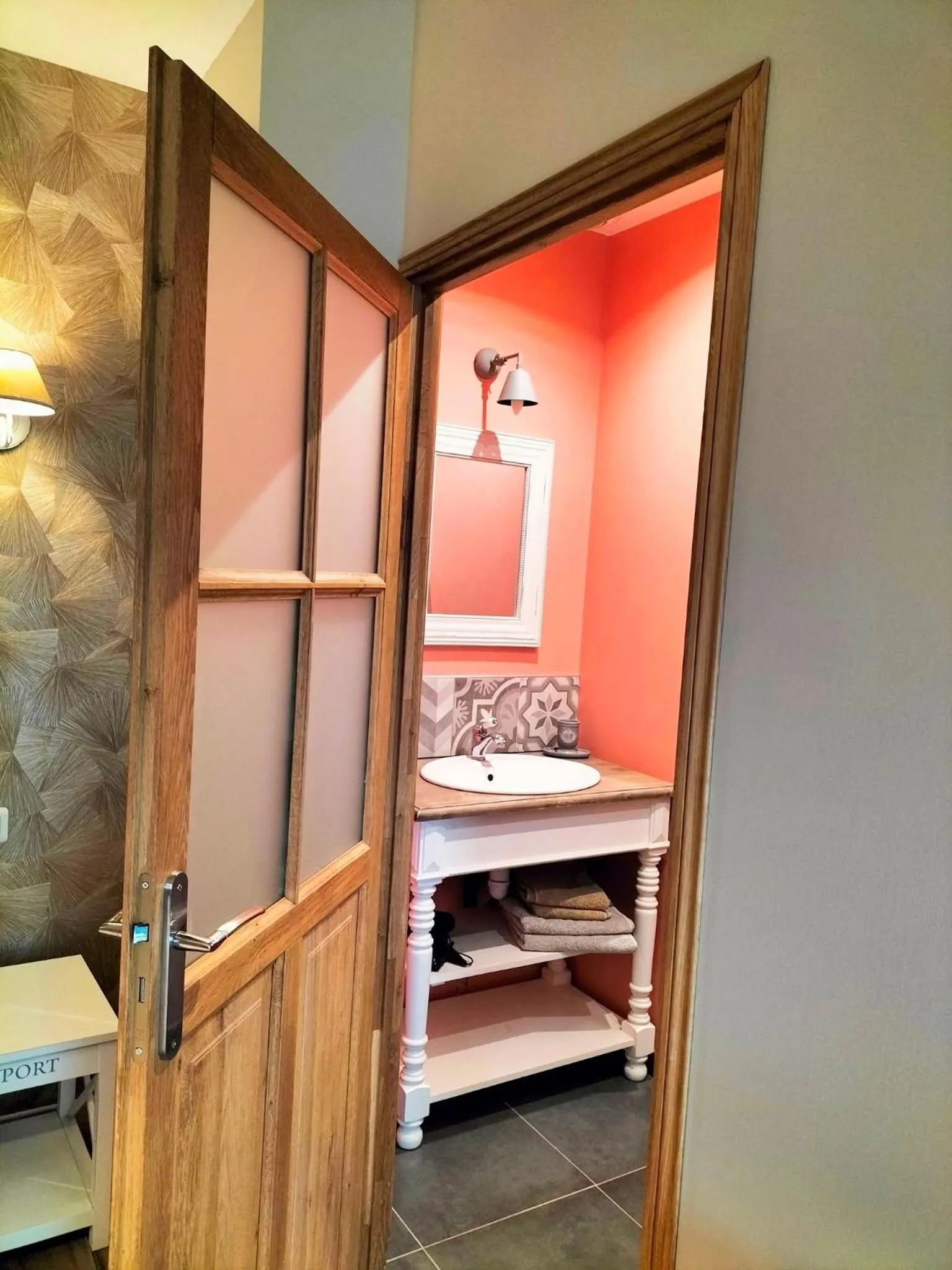 Bathroom in Les Chambres de Saint Hilaire