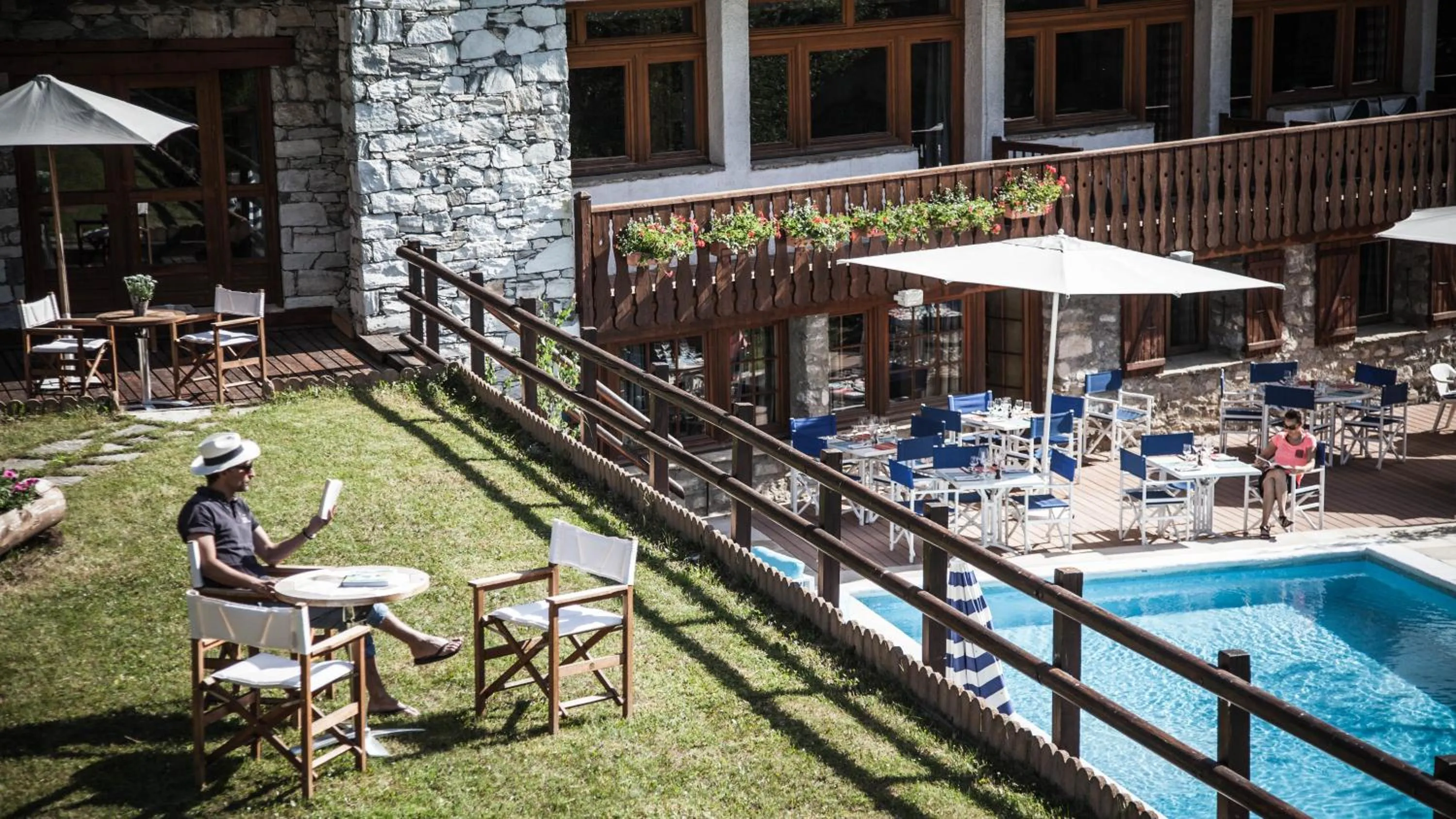 Patio in Hotel Altitude