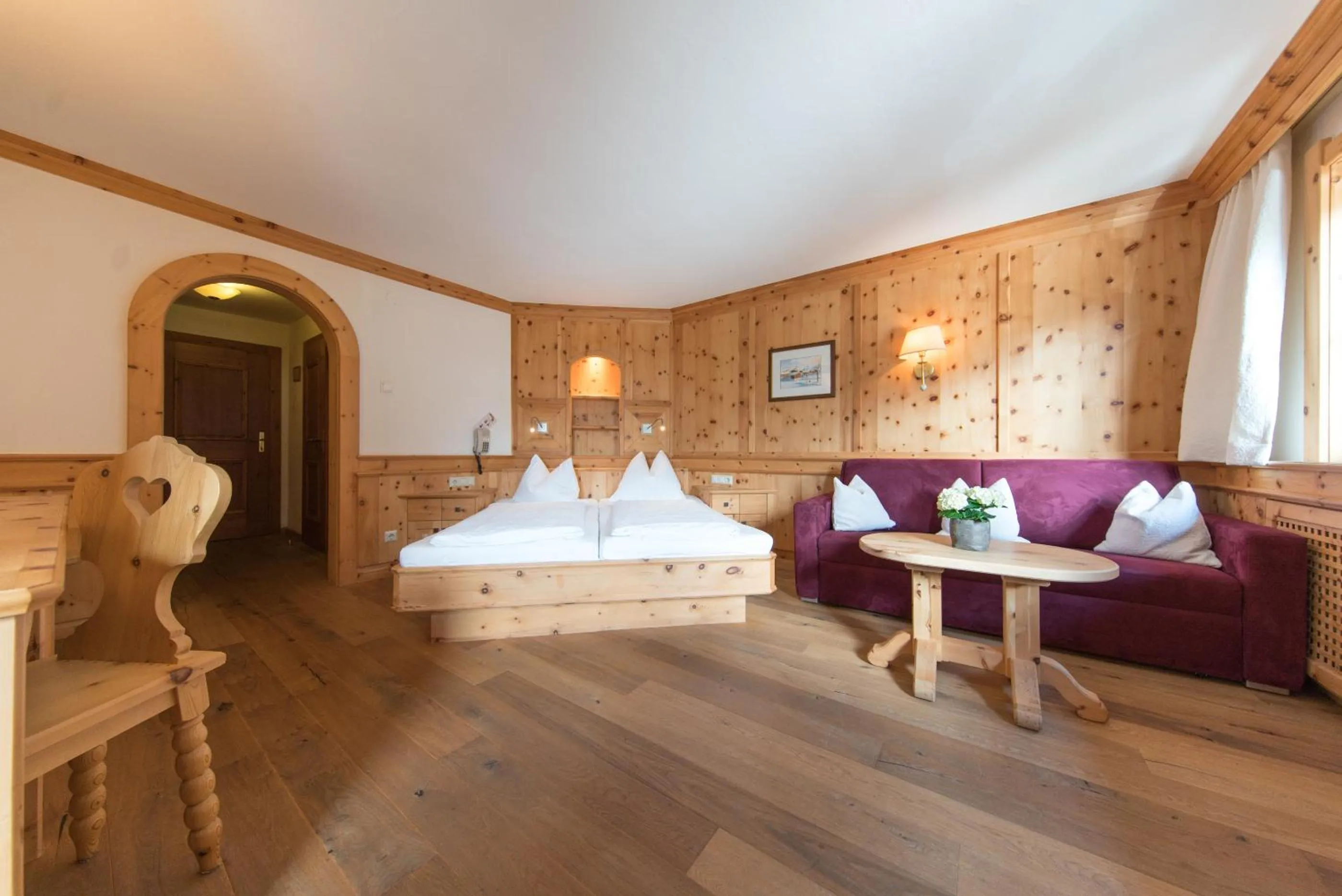 Photo of the whole room, Bed in Hotel Zur Post