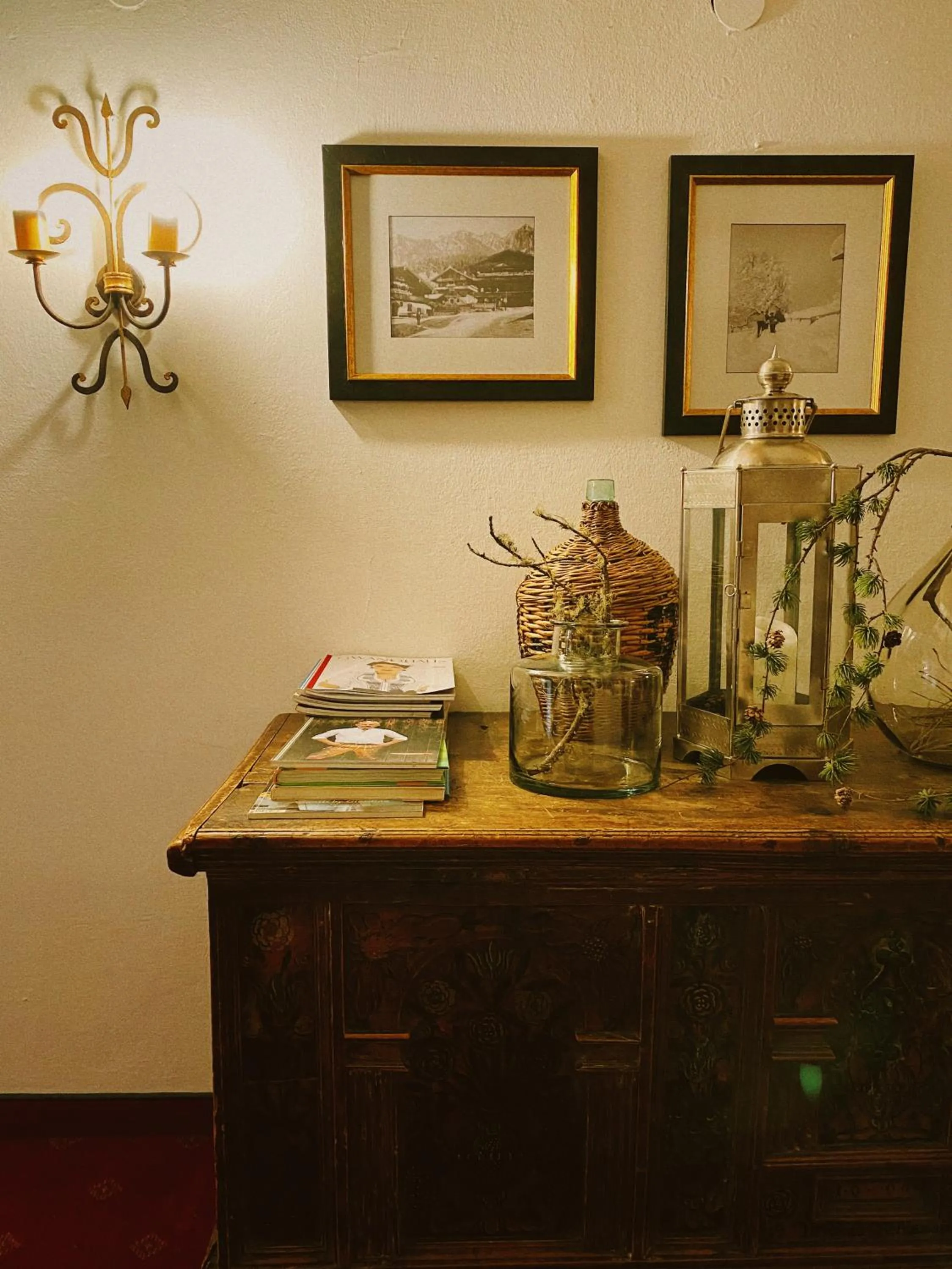 Lobby or reception in Hotel Zur Post