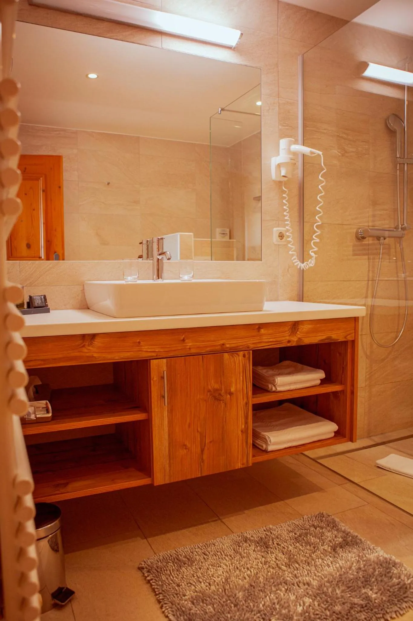 Bathroom in Hotel Zur Post