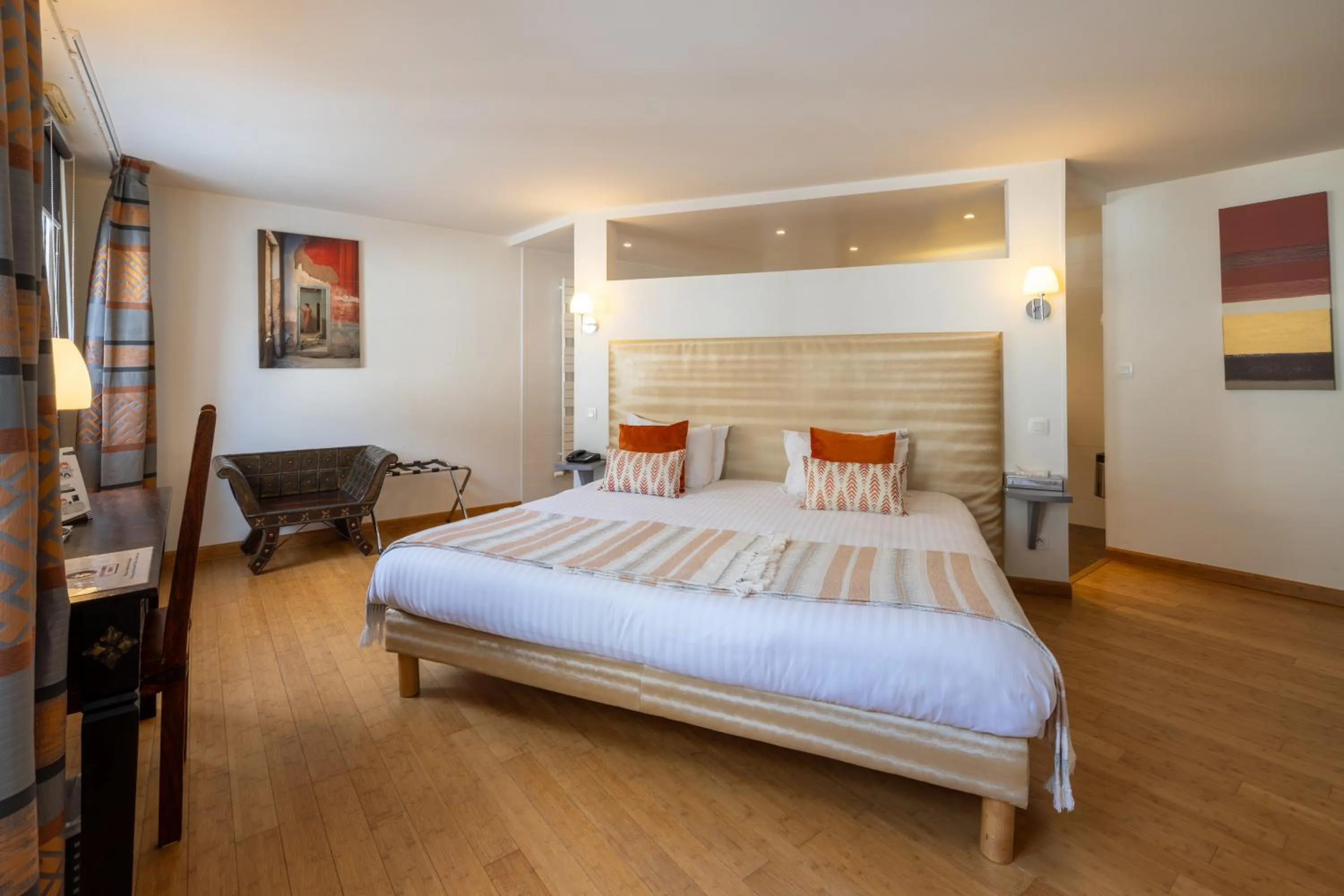 Photo of the whole room in Hotel Restaurant Lesage