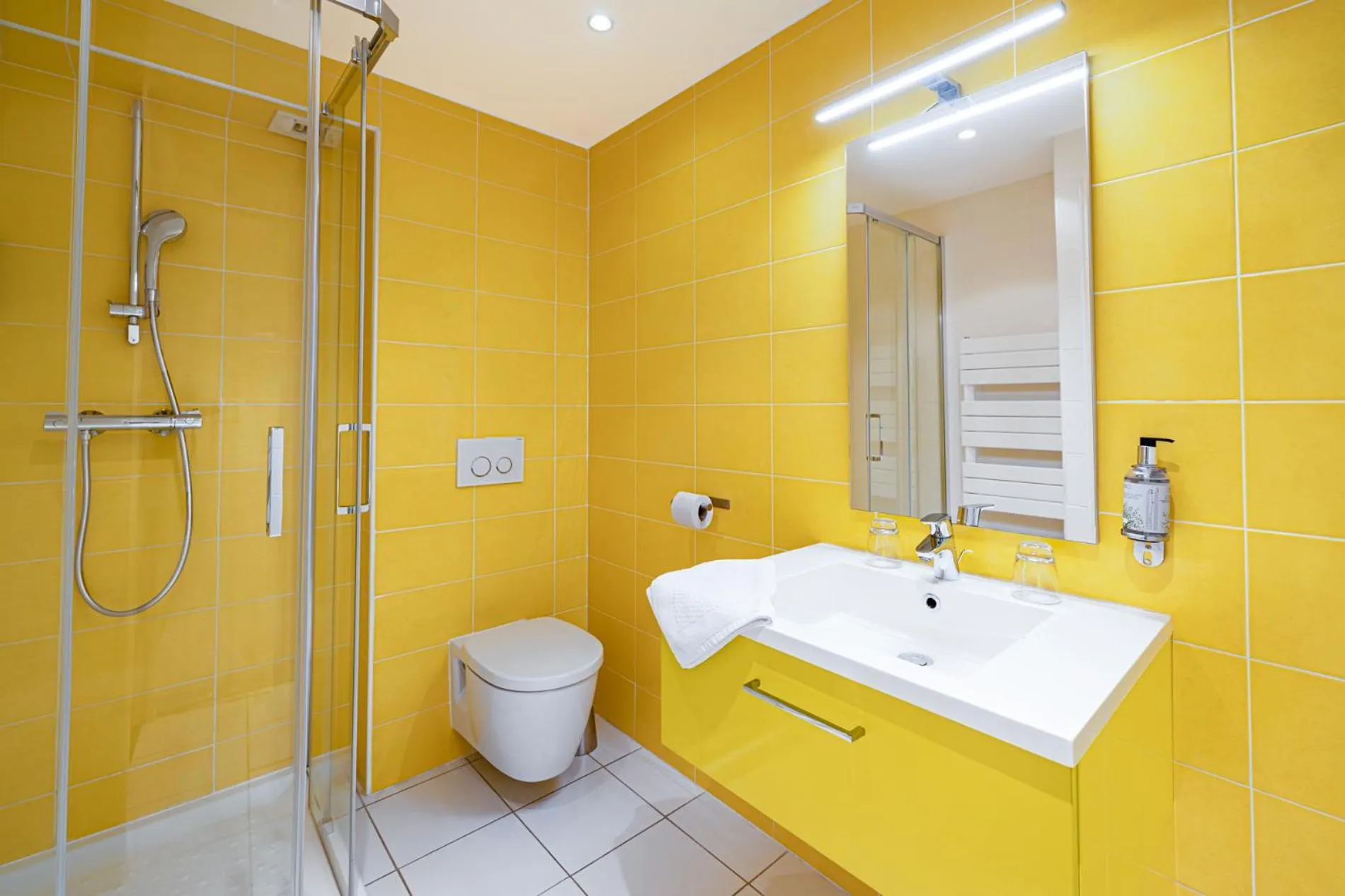 Bathroom in Hotel Restaurant Lesage