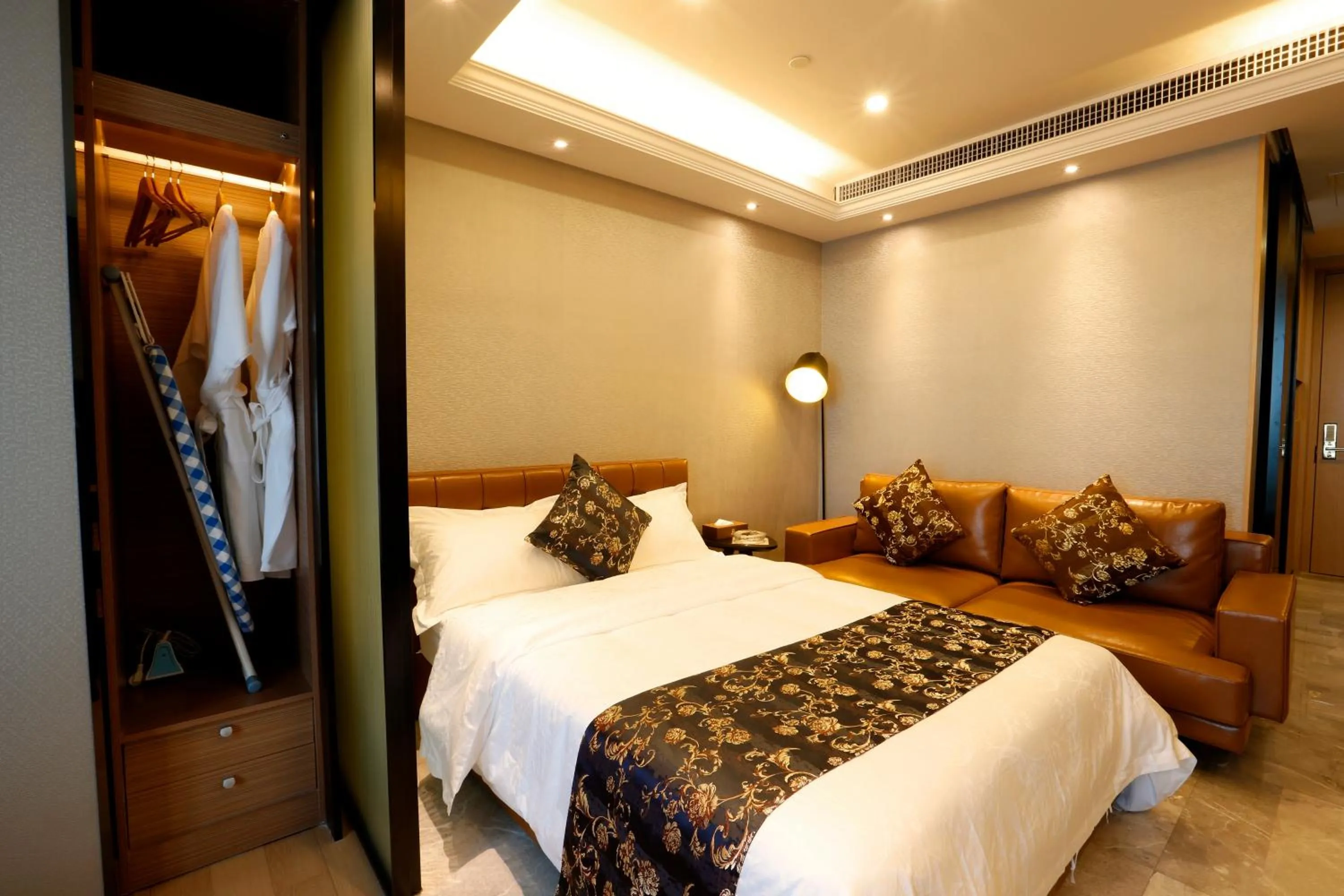 Bedroom, Bed in Boman Holiday Apartment Beijing Road Jie Deng Du Hui Branch