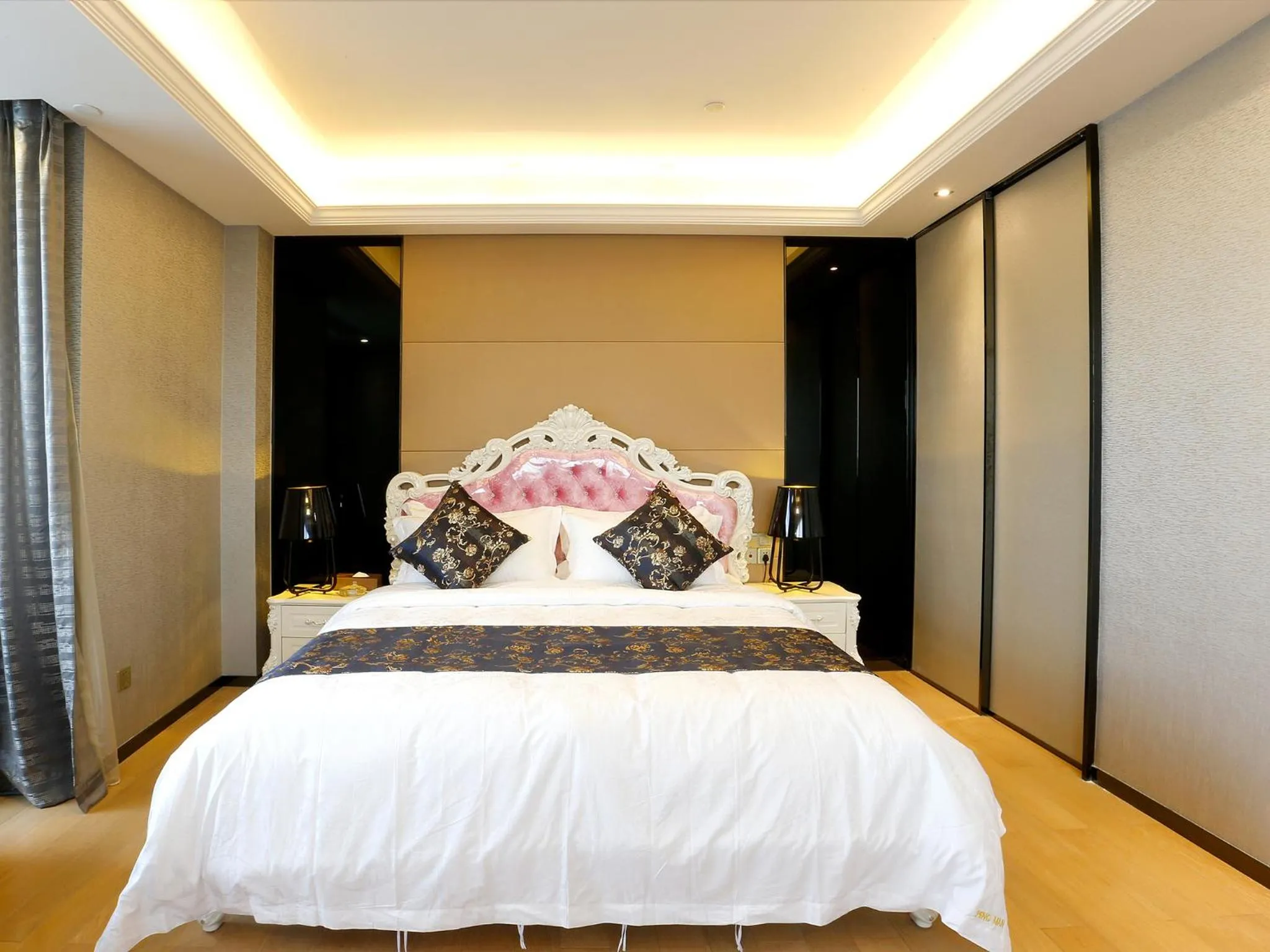 Photo of the whole room, Bed in Boman Holiday Apartment Beijing Road Jie Deng Du Hui Branch