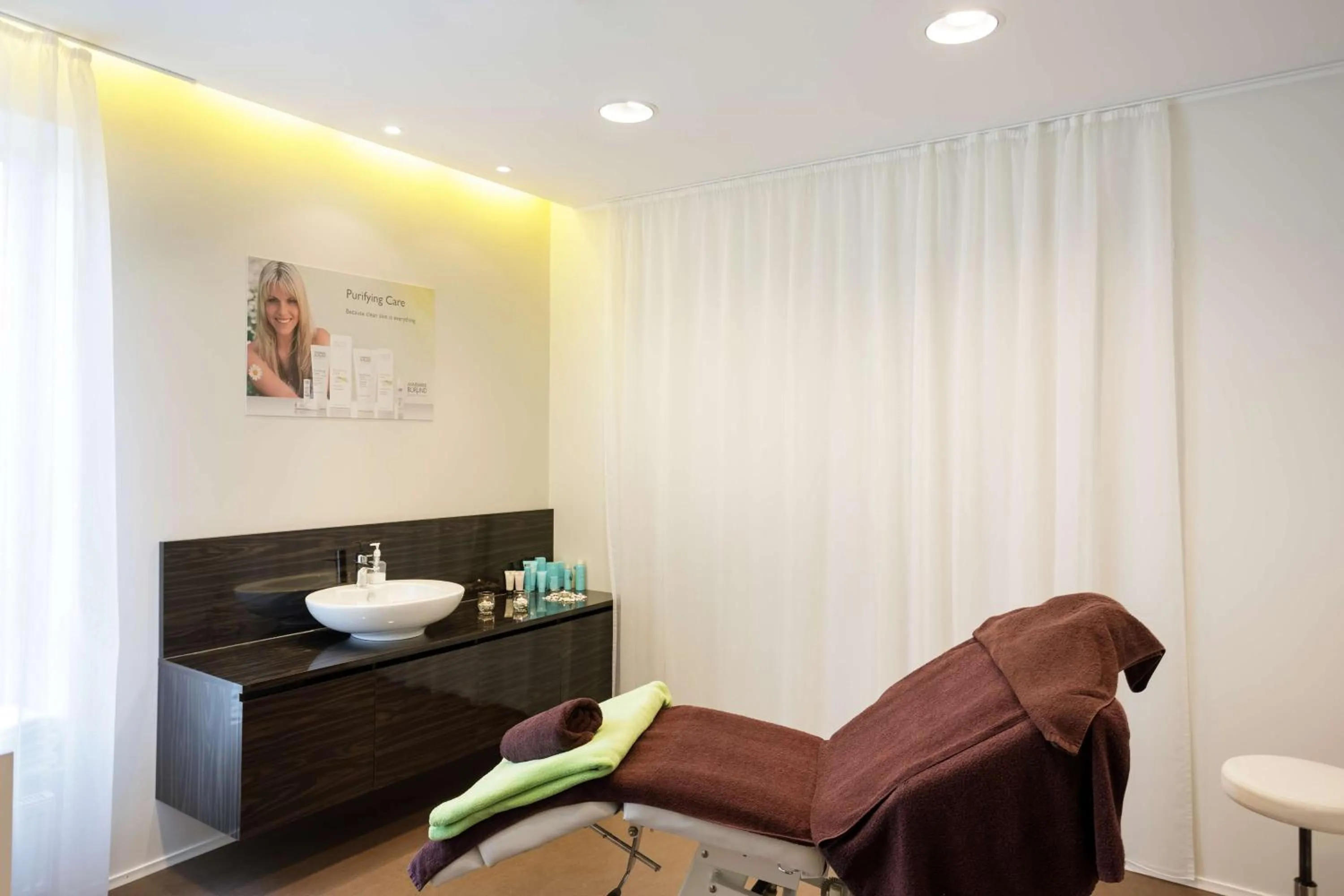 Spa and wellness centre/facilities in Park Inn by Radisson Meriton Conference & Spa Hotel Tallinn
