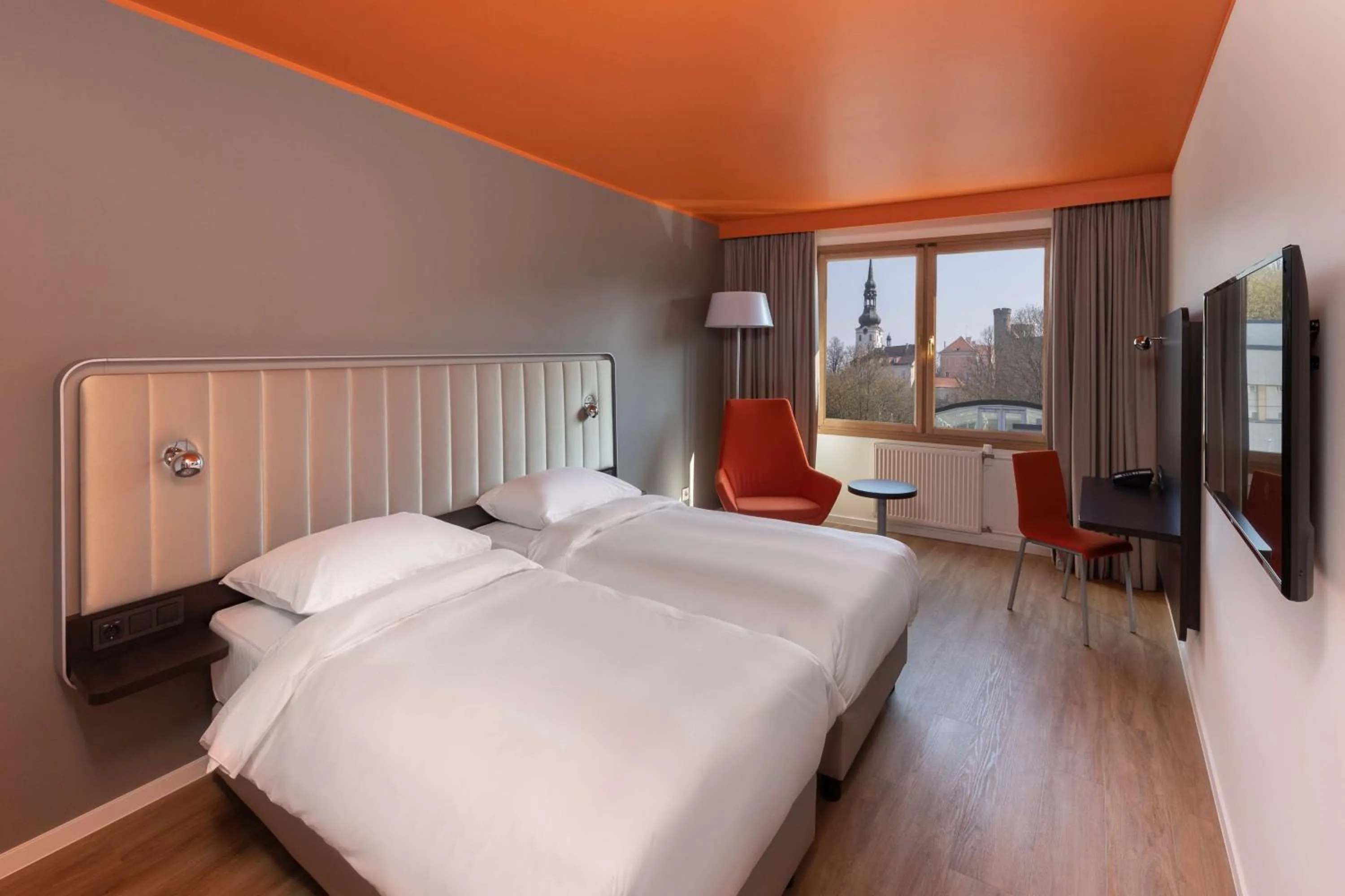 TV and multimedia, Bed in Park Inn by Radisson Meriton Conference & Spa Hotel Tallinn