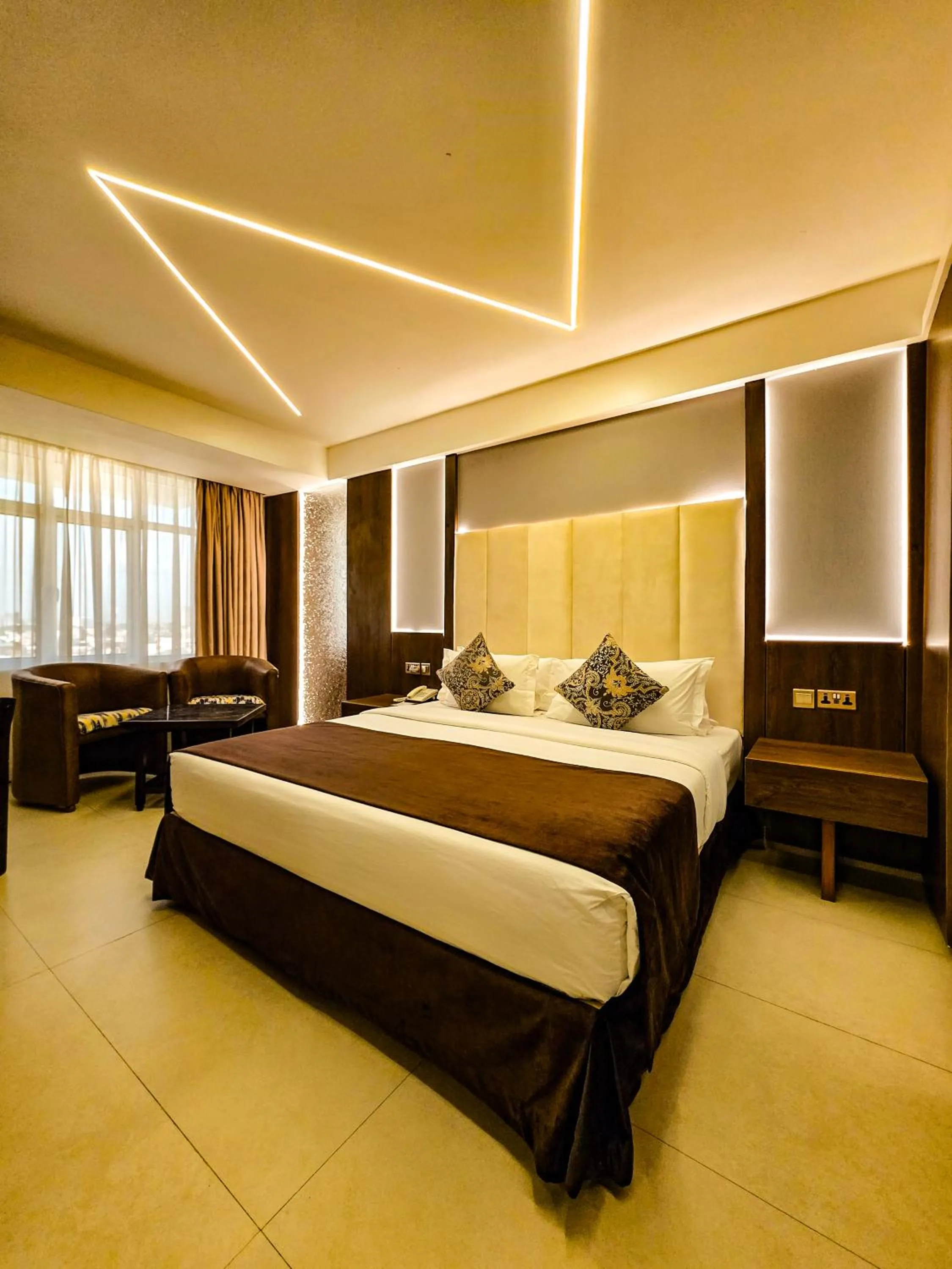 Bedroom, Bed in Hotel Sapphire