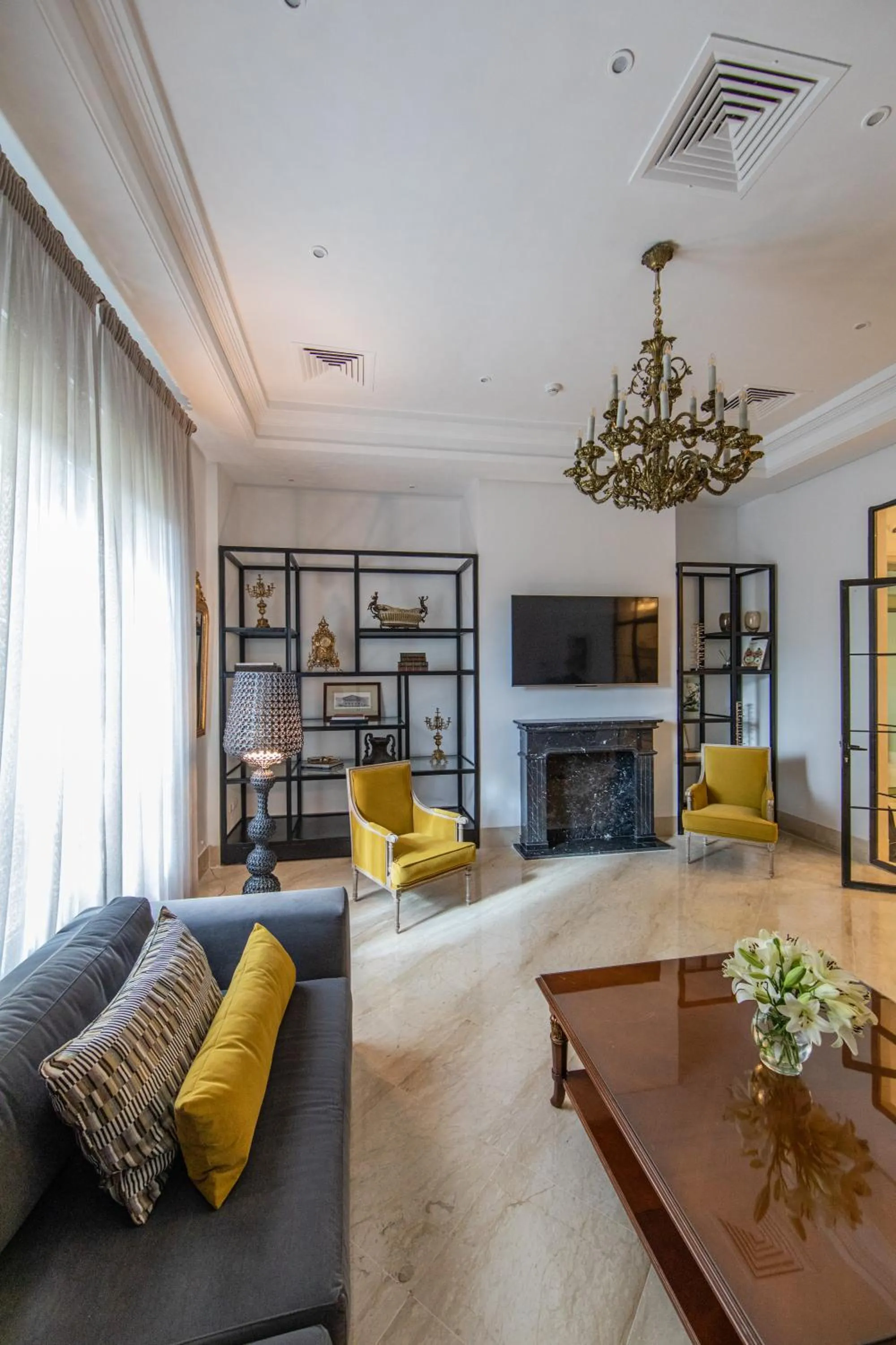 Spring in Acropole Tunis