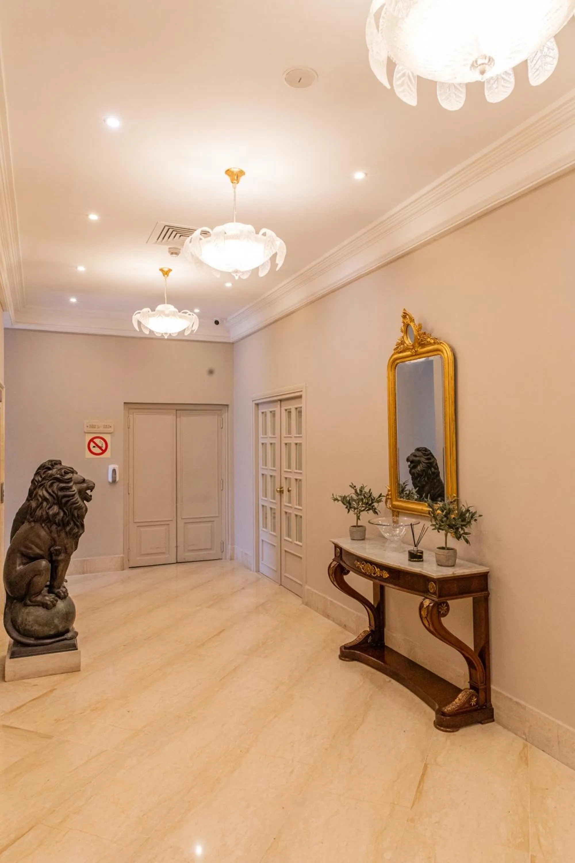 Day in Acropole Tunis