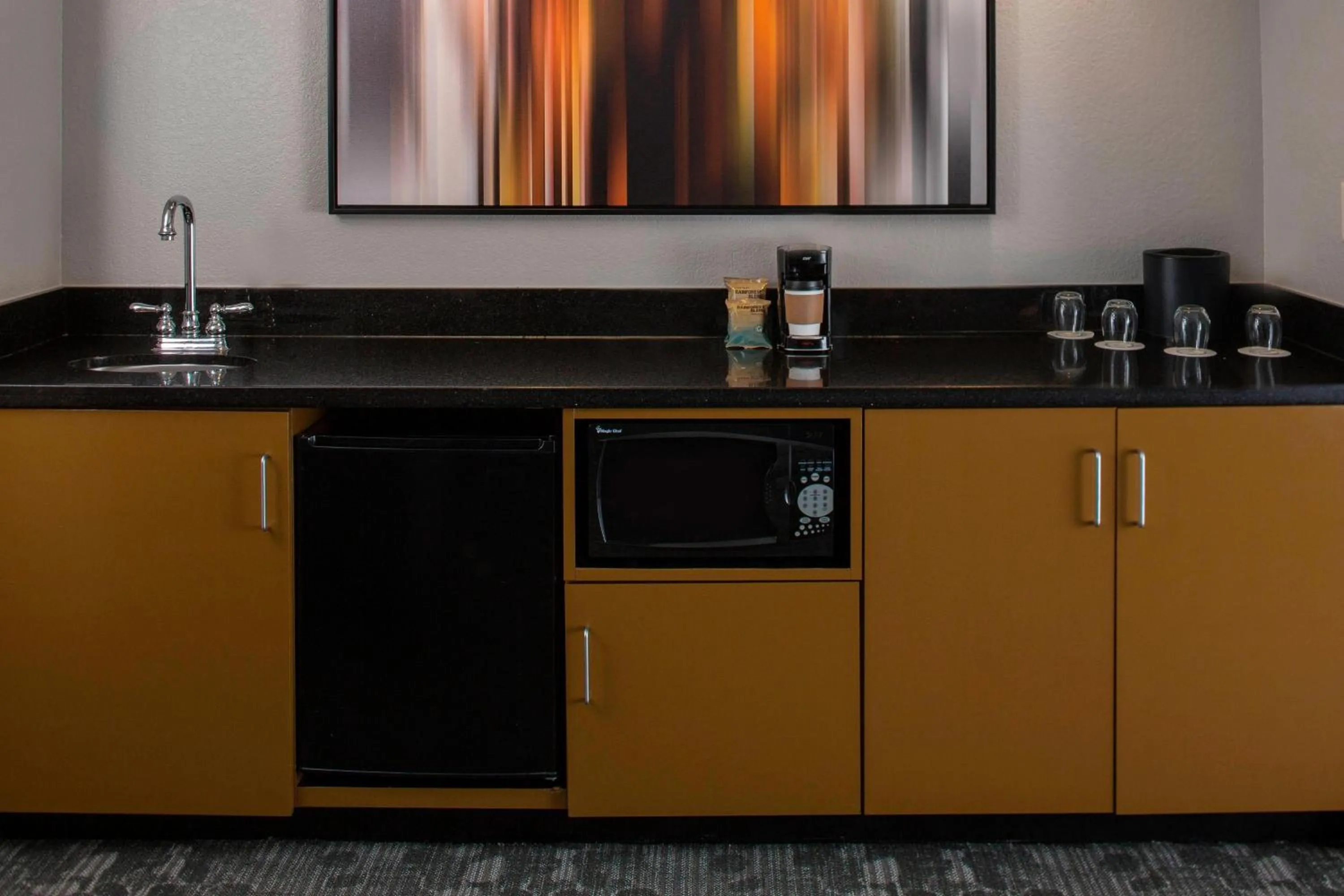 Bedroom in Courtyard by Marriott Daytona Beach Speedway/Airport