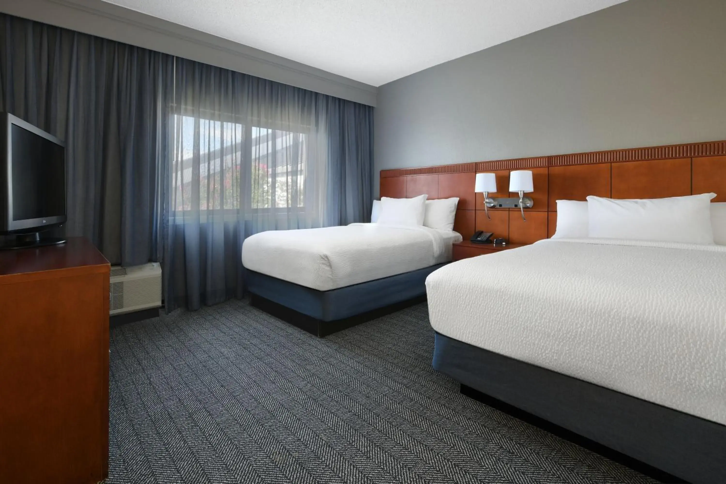 One-Bedroom Suite with Two Double Beds and Sofa Bed in Courtyard Dallas Las Colinas One-Bedroom Suite with Two Double Beds and Sofa Bed in Courtyard Dallas Las Colinas