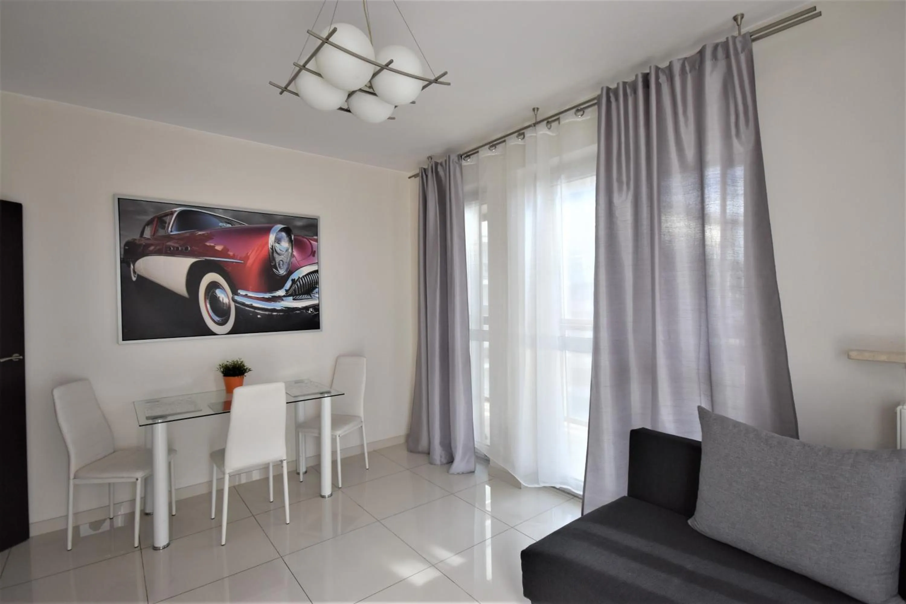 Living room in Senator Warsaw Apartments