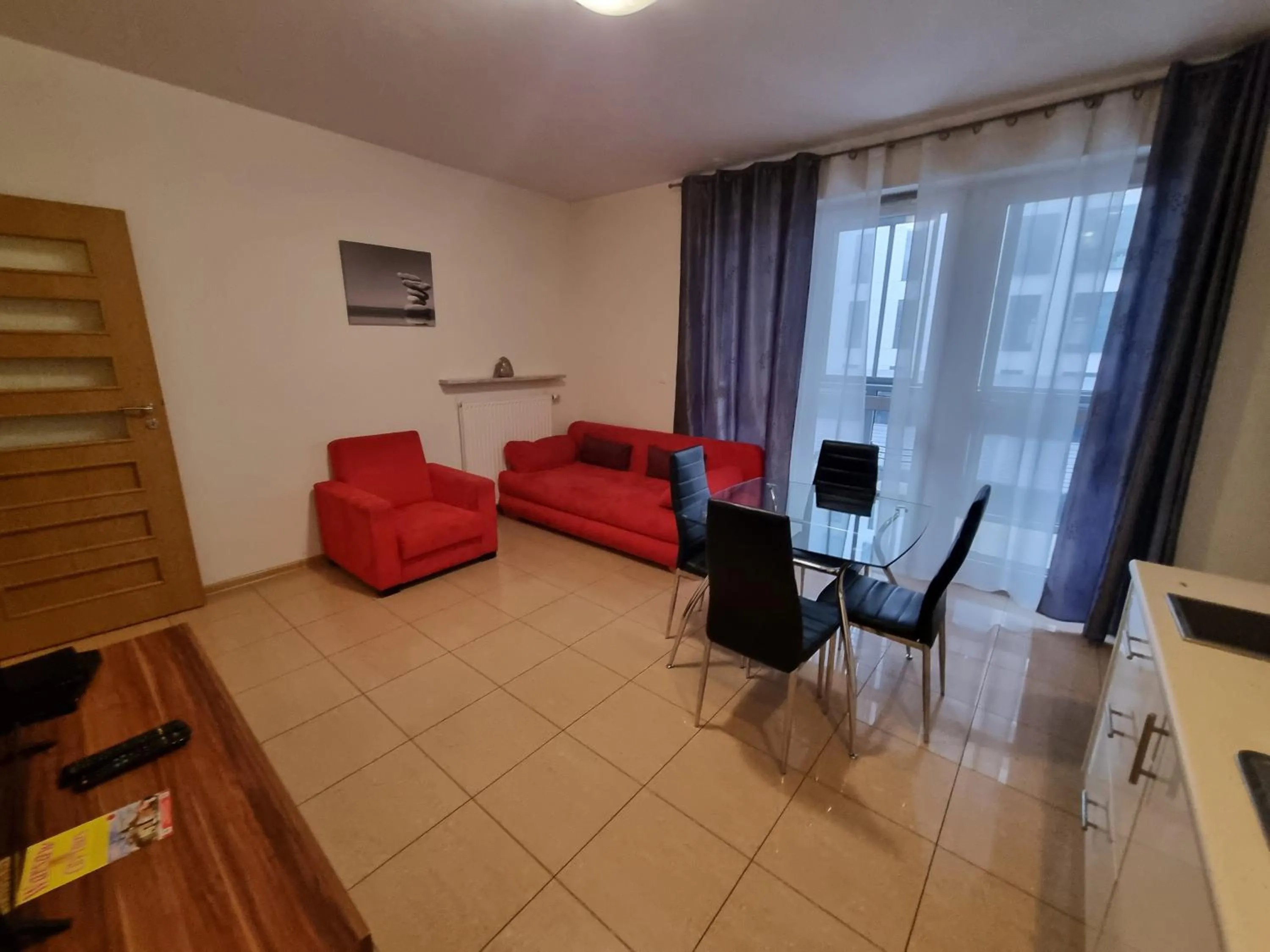 Senator Warsaw Apartments