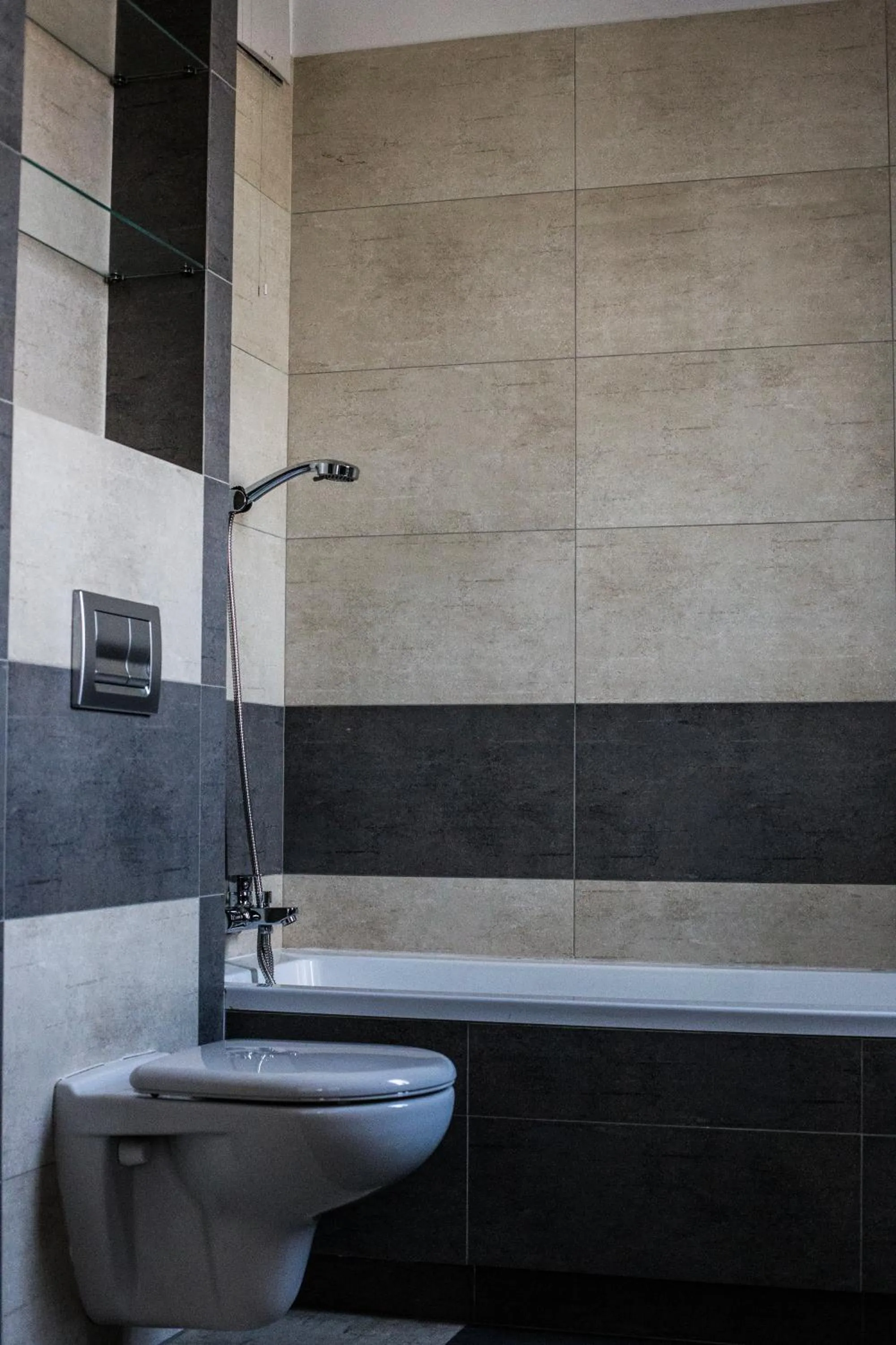 Toilet in Senator Warsaw Apartments