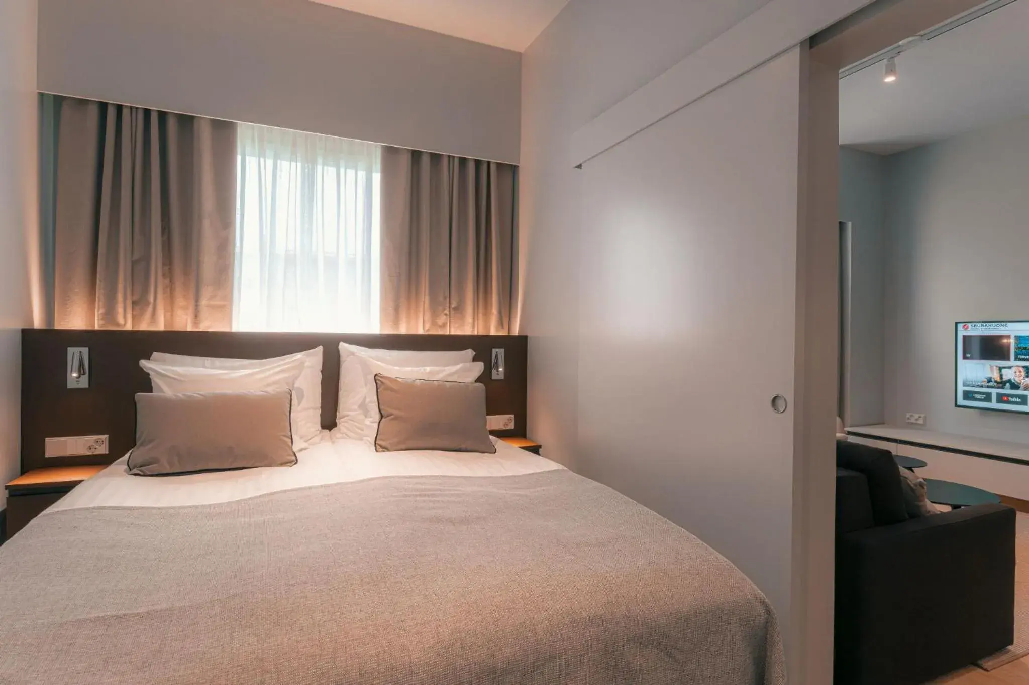 Apartment with double bed (The apartments are within walking distance of the Seurahuone) in Original Sokos Hotel Seurahuone Savonlinna Apartment with double bed (The apartments are within walking distance of the Seurahuone) in Original Sokos Hotel Seurahuone Savonlinna