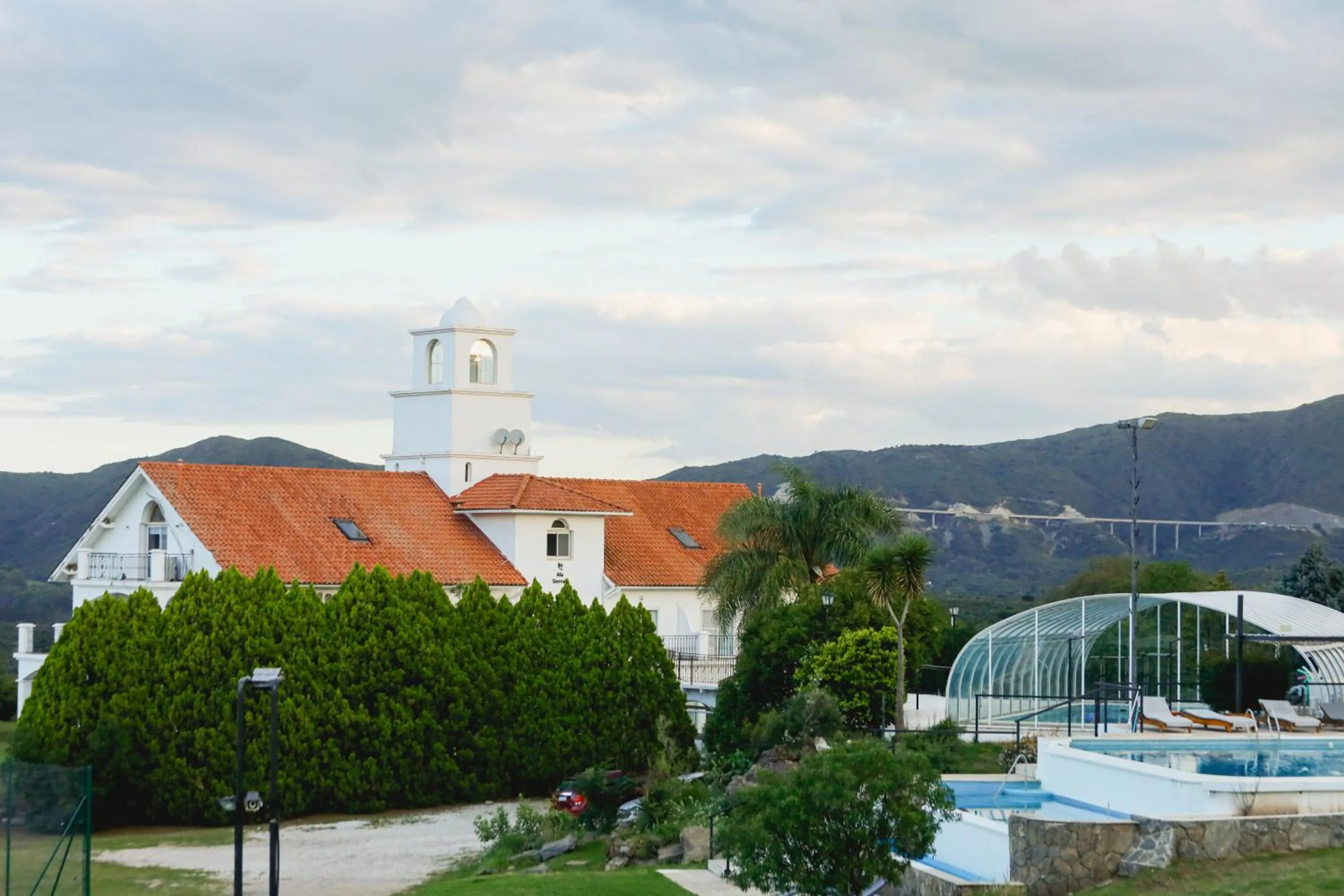 Property building in La Posada Del Qenti