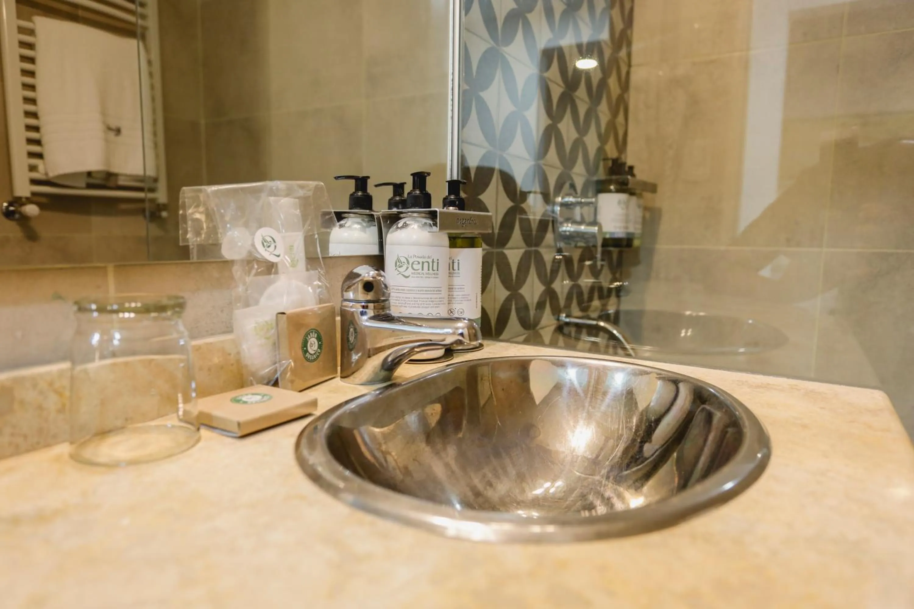 Bathroom in La Posada Del Qenti